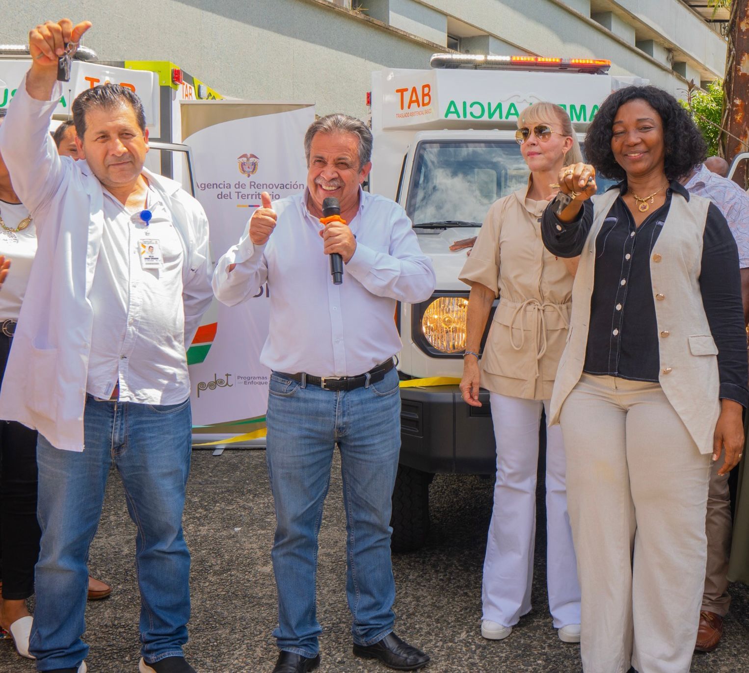 Buenaventura garantiza atención médica oportuna con la llegada de dos ambulancias