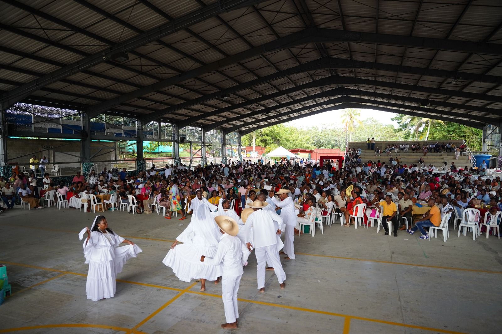 Alcaldesa Distrital apoya la celebración del Día del Educador 2025