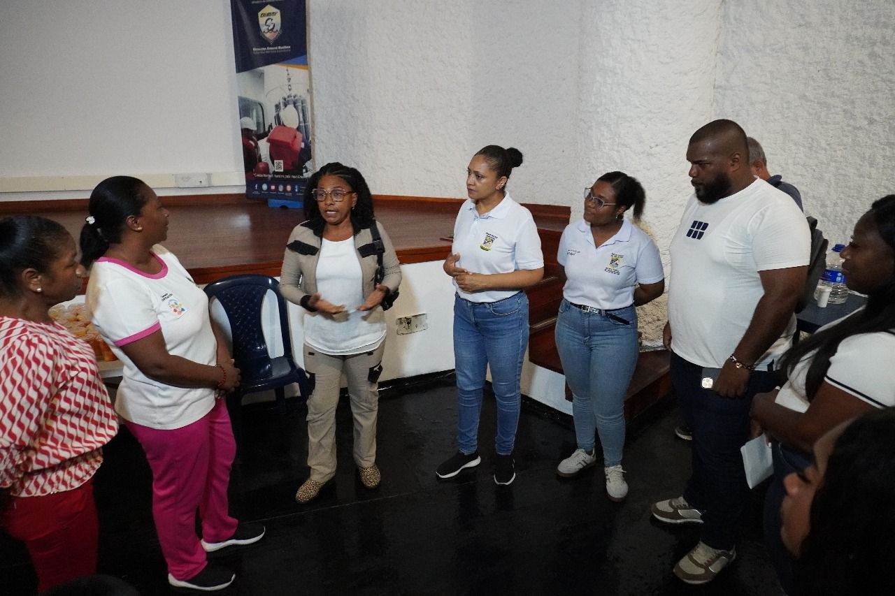 Madres comunitarias fortalecen su bienestar emocional con el apoyo de la Secretaría de Salud de Buenaventura