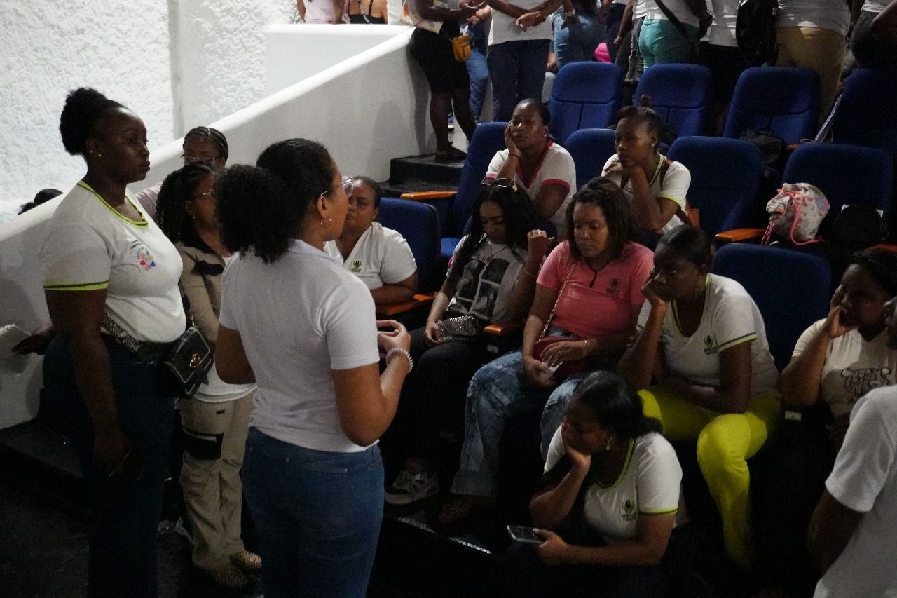 Madres comunitarias fortalecen su bienestar emocional con el apoyo de la Secretaría de Salud de Buenaventura