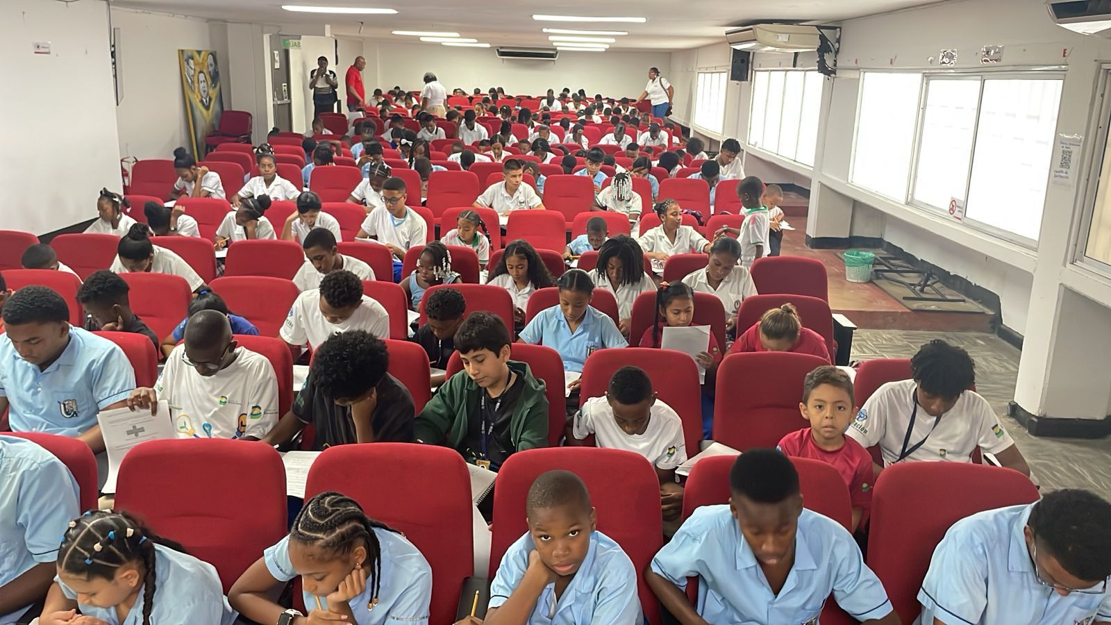 Más de 500 estudiantes de planteles oficiales y privados presentaron prueba evaluativa en las Olimpiadas de Matemáticas