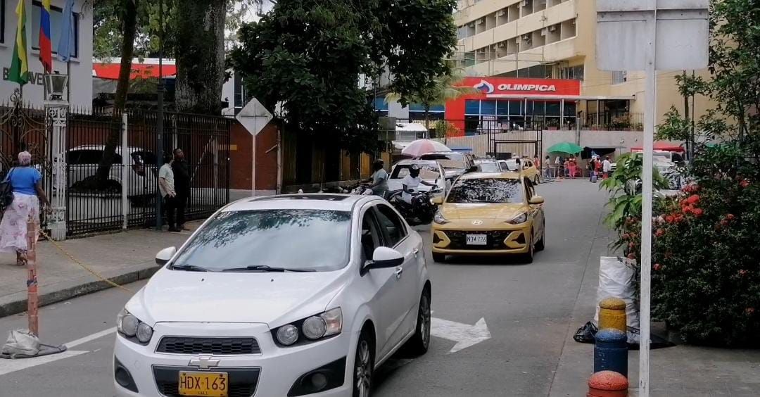 Implementación de medidas de pico y placa en Buenaventura para mejorar la movilidad y reducir la contaminación