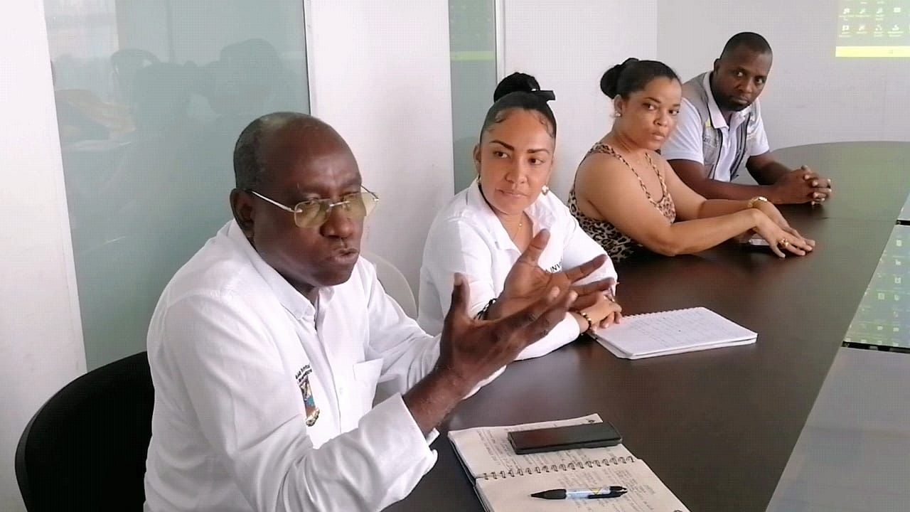 Pavimentación de la vía entre El Crucero y La Colonia en el Bajo Calima una obra que mejora la movilidad y fortalece la economía local