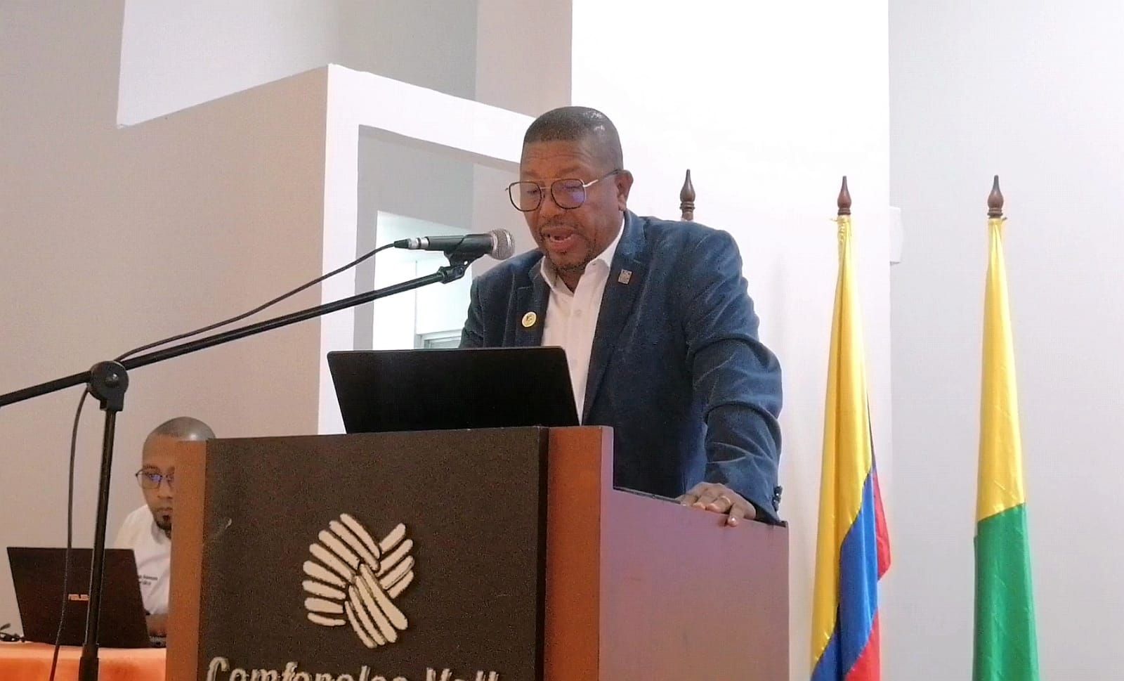 En audiencia pública de la Alcaldía de Buenaventura presentan diez propuestas para el uso de los terrenos de la Zona Franca