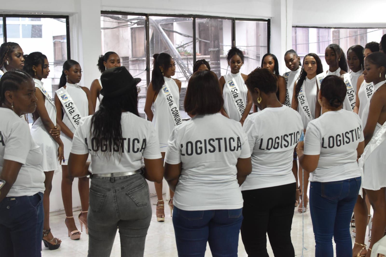 Candidatas a Señorita Buenaventura Folclor 2025 recibieron charla para prevenir las violencias basadas en género