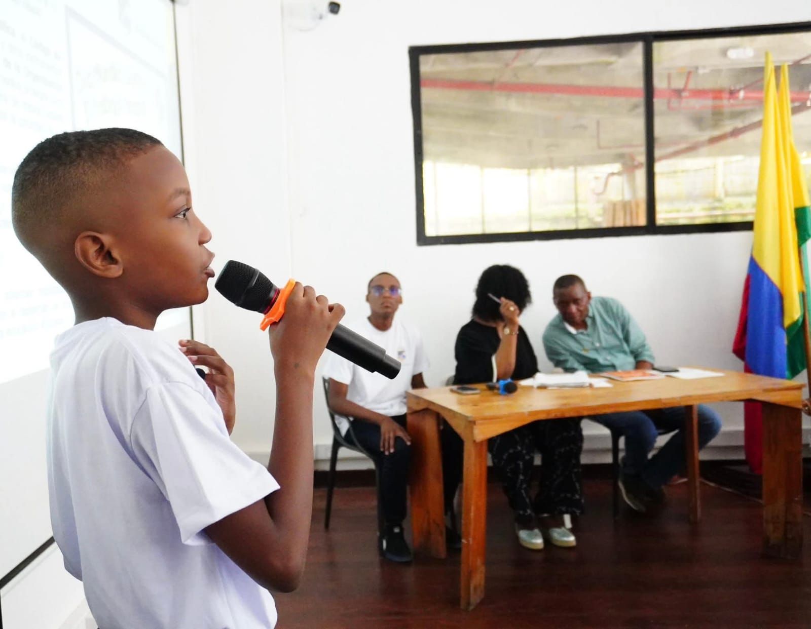 Buenaventura avanza en políticas sociales con participación activa de niños, niñas y adolescentes