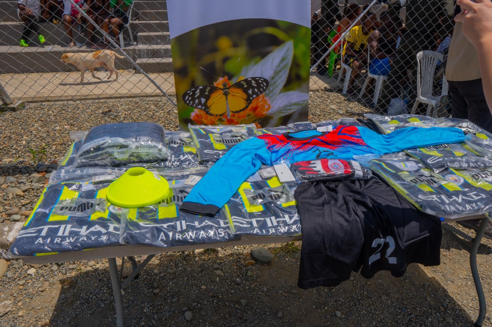 Con apoyo de la Gobernación, la Alcaldía Distrital entregó tres escenarios deportivos renovados