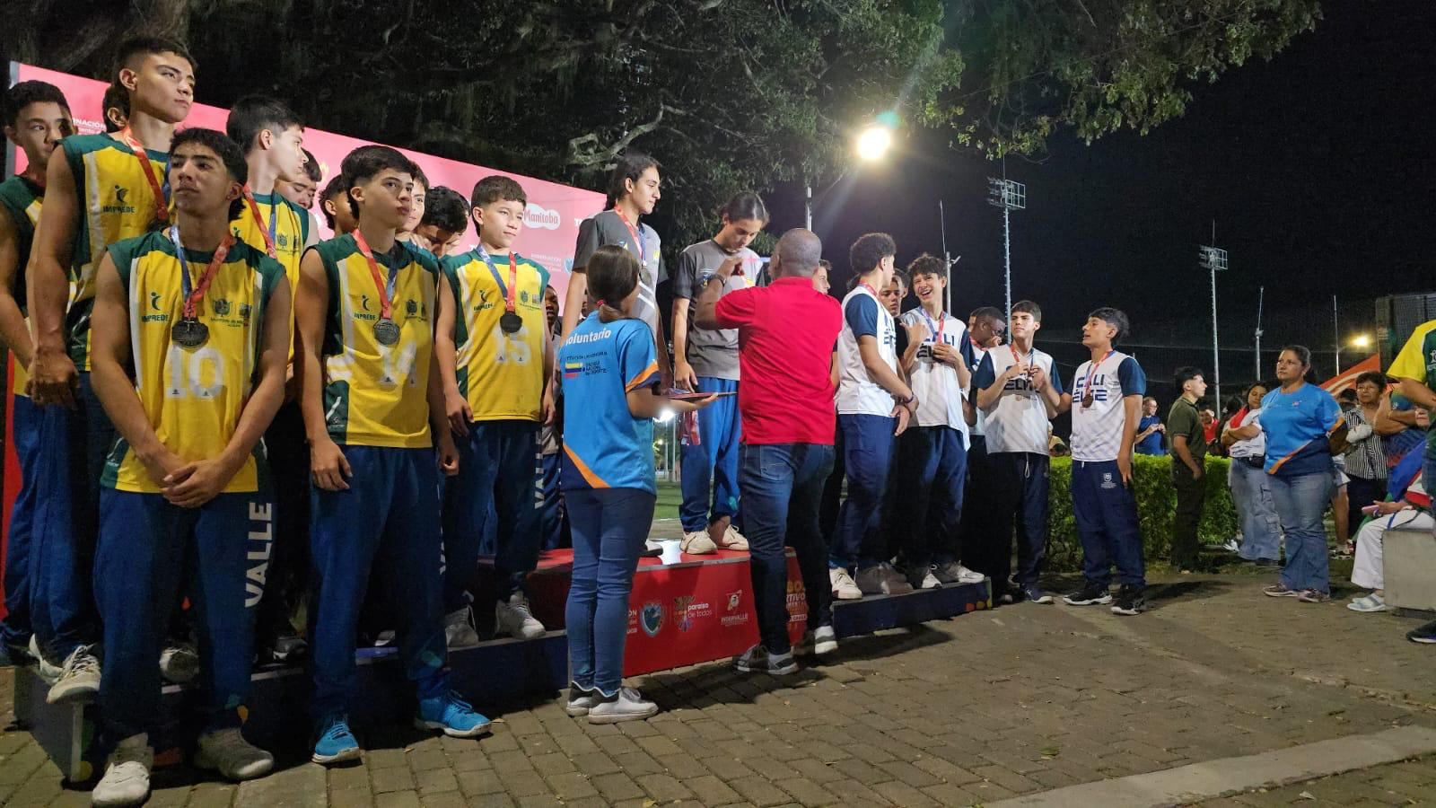 Buenaventura gana su primera medalla de oro en voleibol masculino en los Juegos Departamentales 2025
