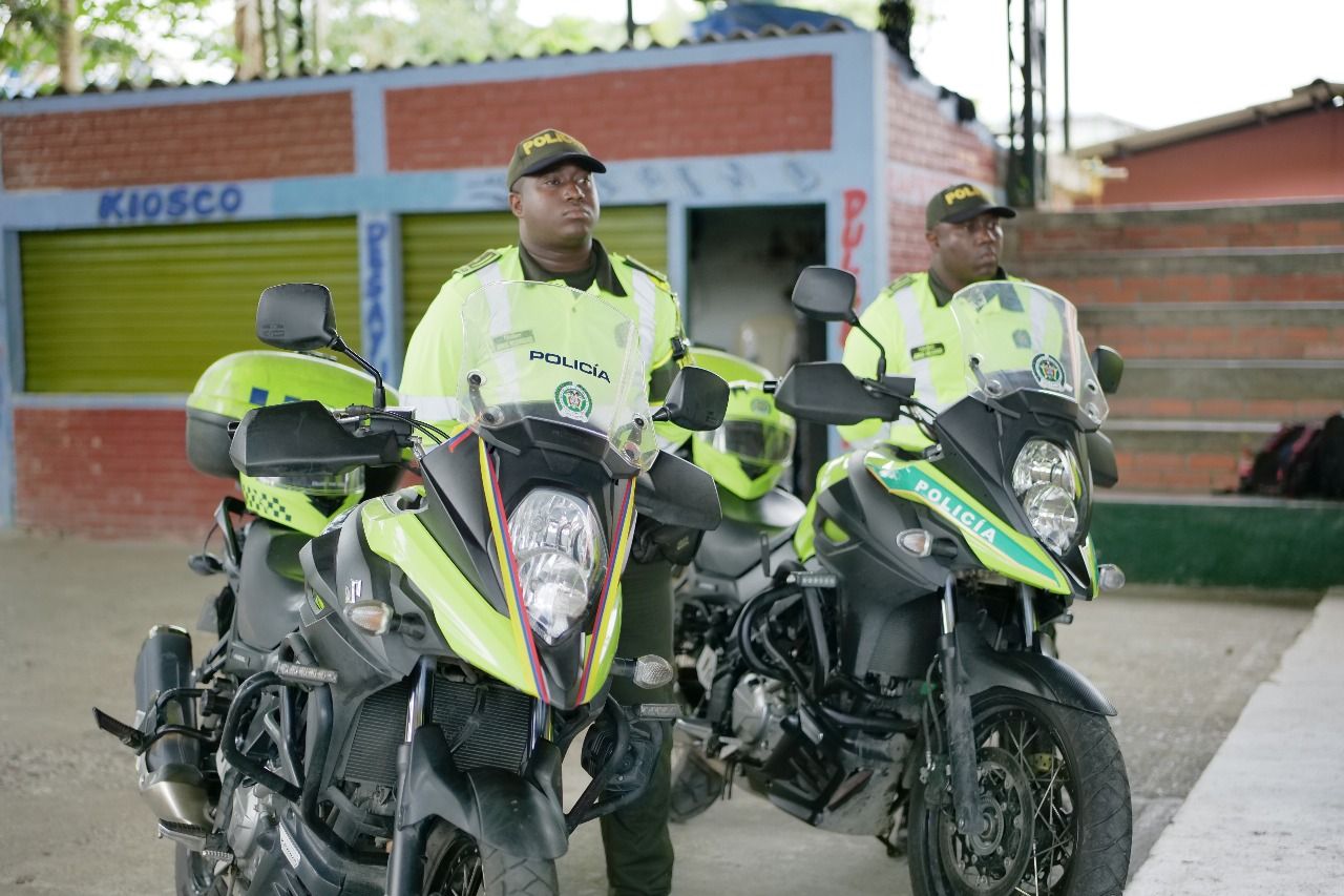 Programa Fuerza Joven incorpora a 42 auxiliares de Policía en Buenaventura