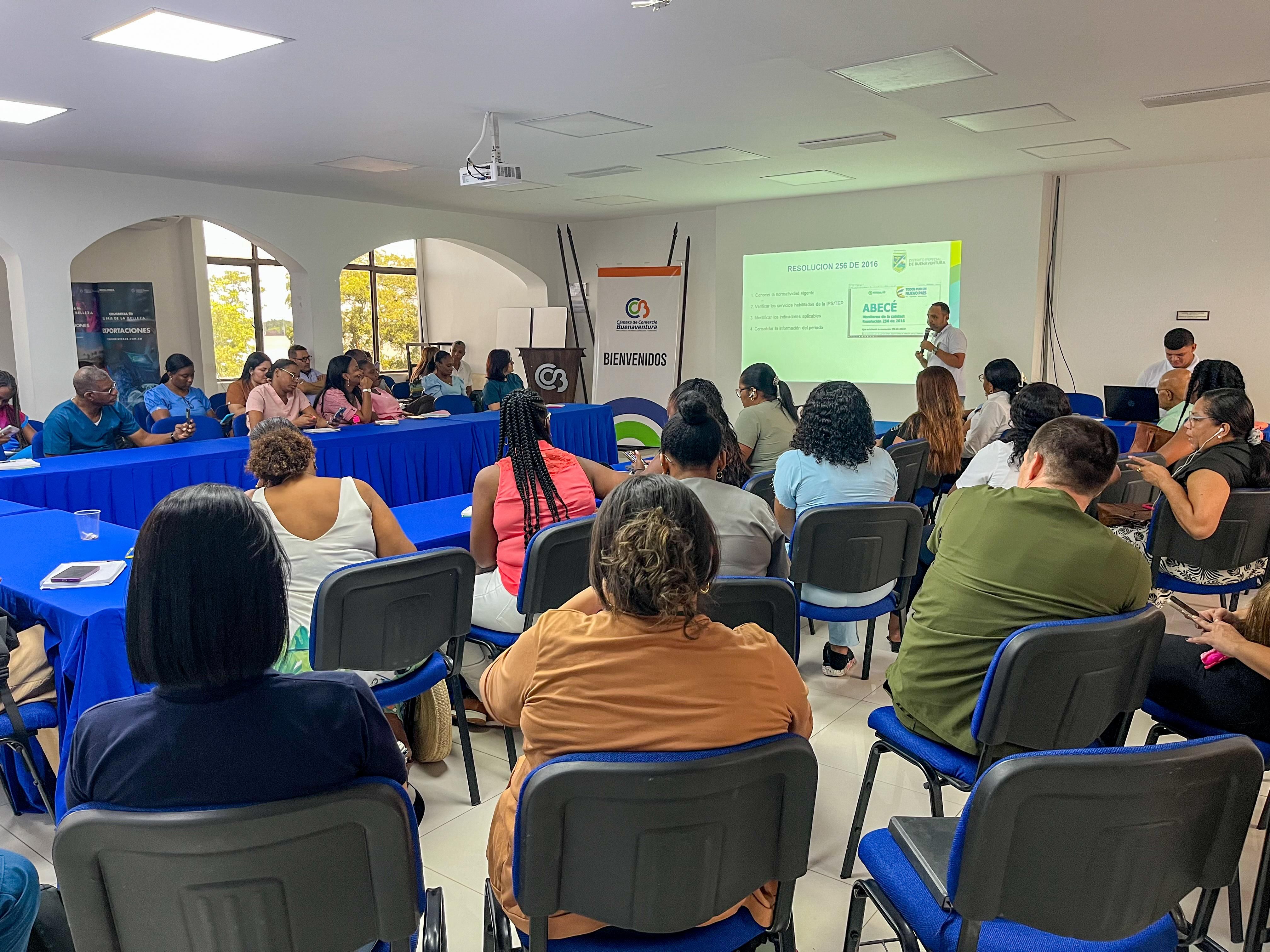 Buenaventura fortalece su sistema de salud con capacitación masiva a prestadores de servicios