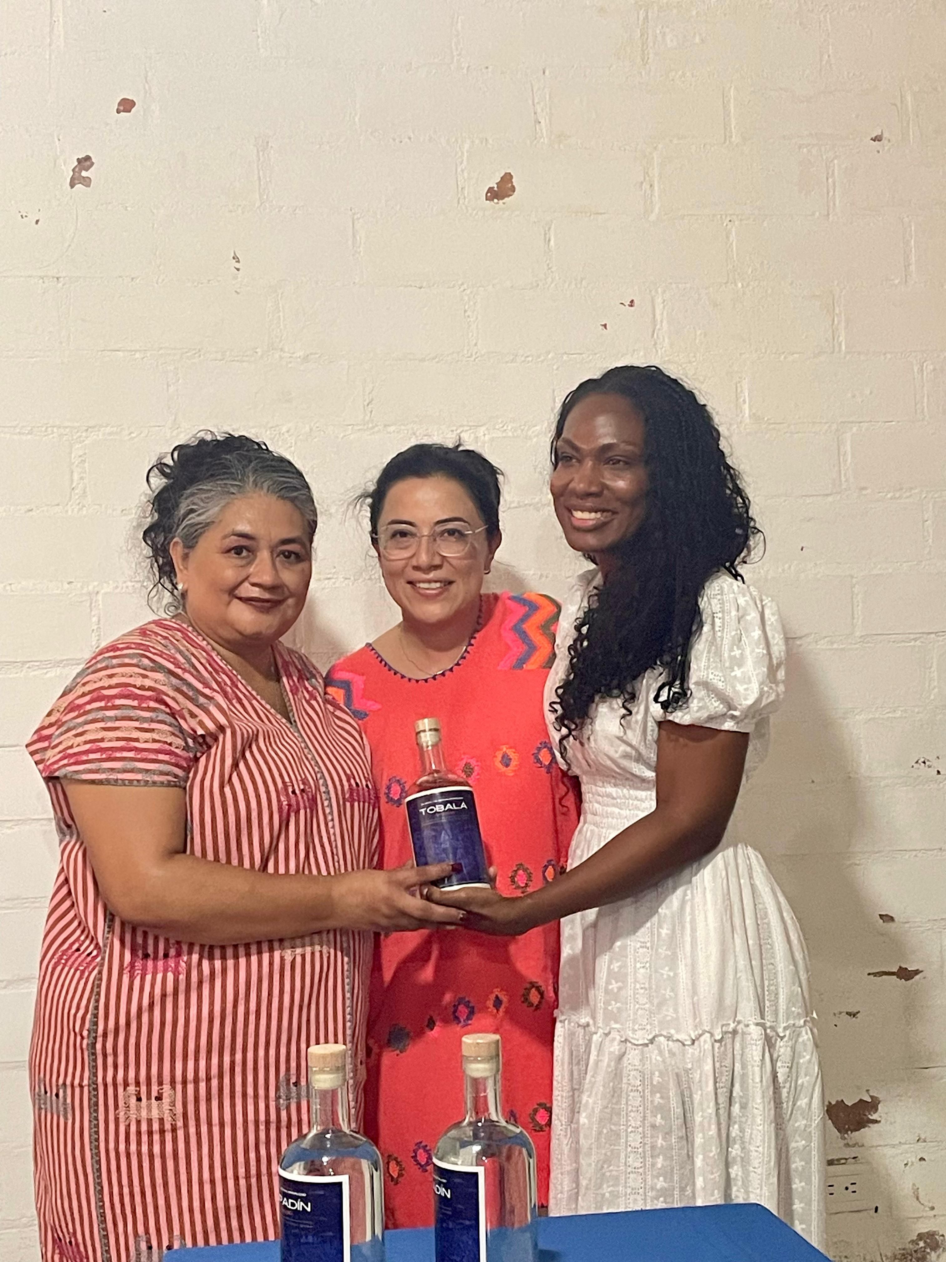 Buenaventura recibió a las Vicheras Mexicanas en un encuentro de saberes y tradición en Triana