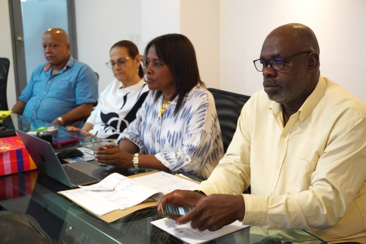 Alcaldía Distrital y sindicatos del sector educativo lograron acuerdo a su pliego de peticiones