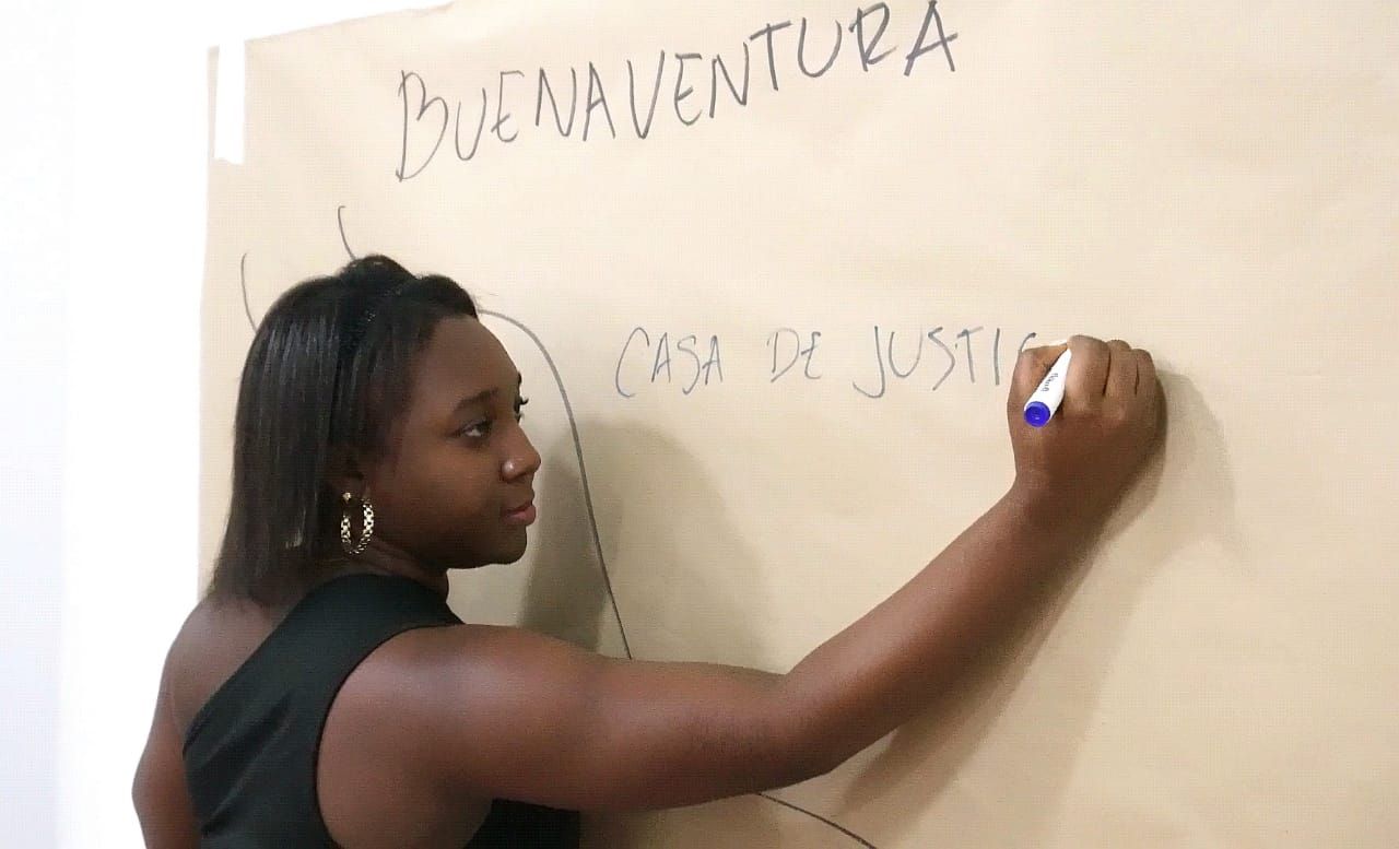 Buenaventura fortalece la sensibilización contra las Violencias Basadas en Género con mujeres y comunidad diversa