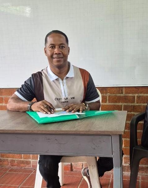 Docente de inglés del plantel educativo José María Córdoba fue otro de los escogidos para representar a Colombia en Malta