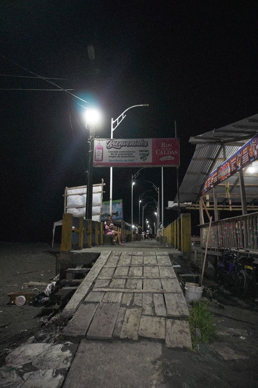 Muelle turístico de Juanchaco vuelve a brillar gracias al trabajo conjunto de la comunidad y la Alcaldía