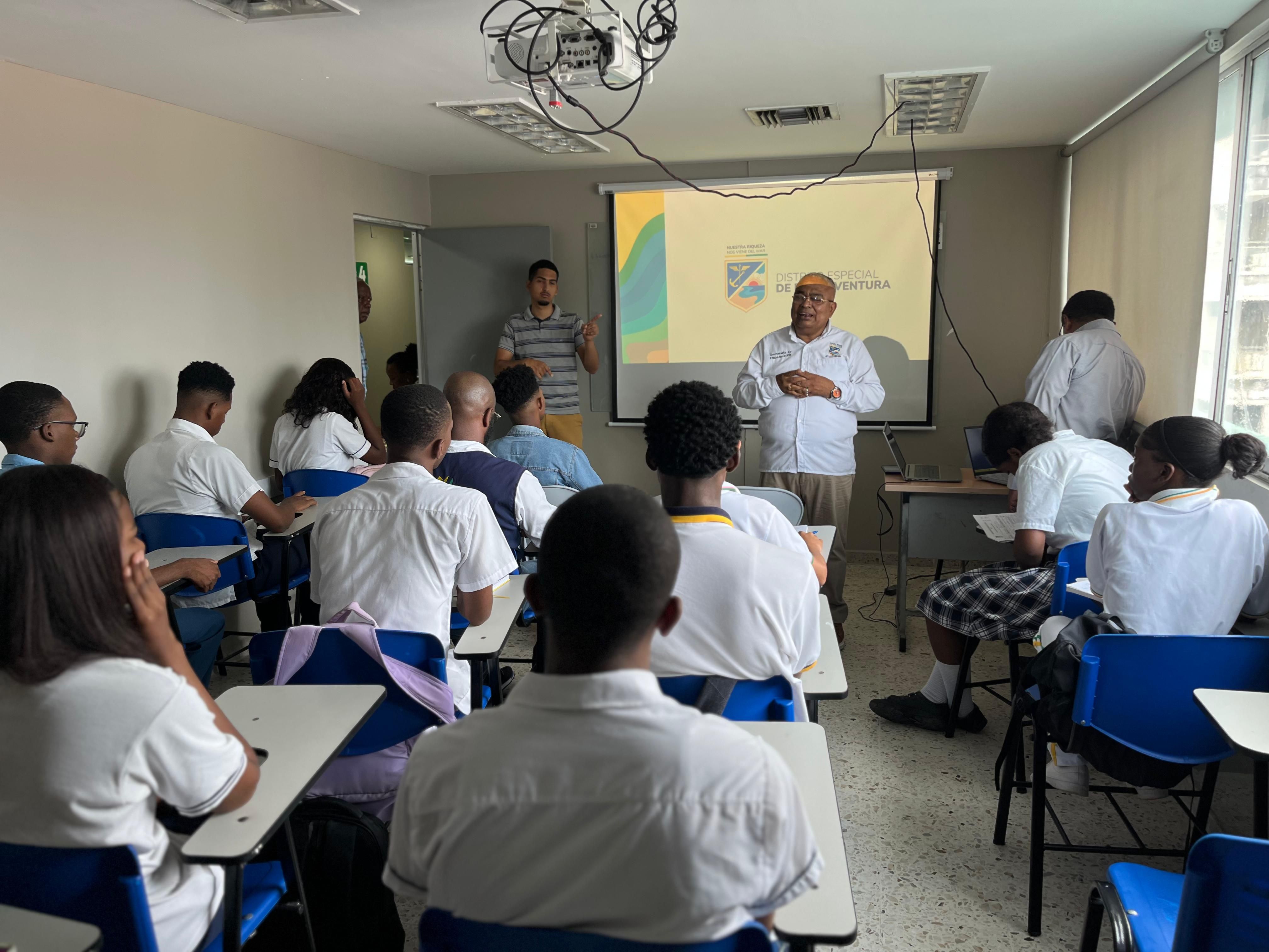 Solicitudes de Personeros y Contralores fueron escuchados por el Secretario de Etnoeducación