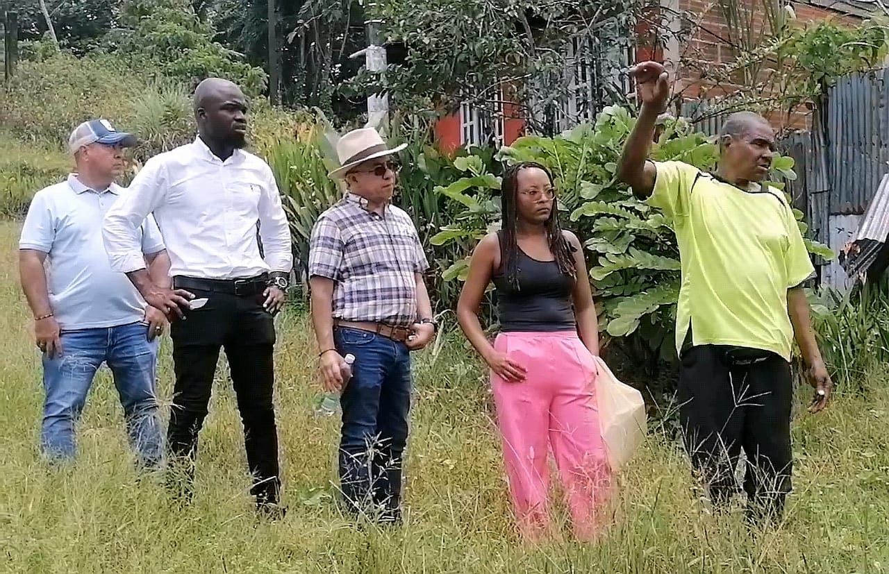 Alcaldía Distrital y comunidad de la Comuna 12 avanzan en diagnóstico para la construcción de los Ecos Barrios de Paz