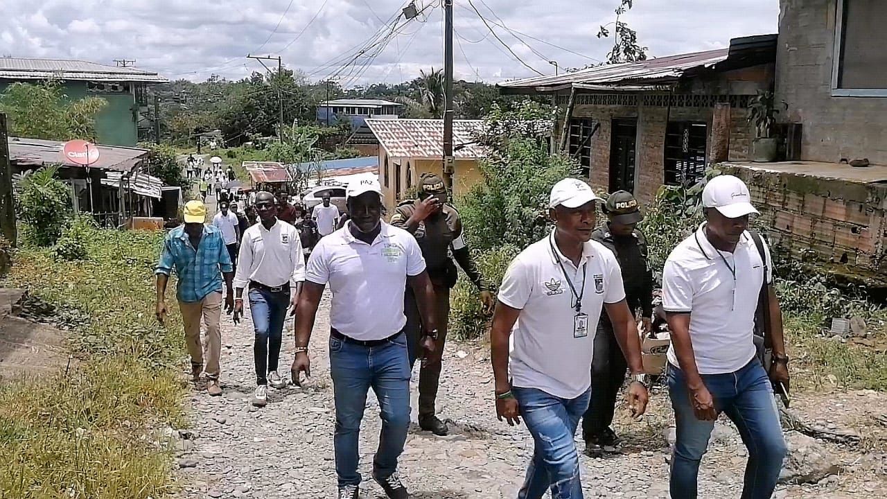 Alcaldía Distrital y comunidad de la Comuna 12 avanzan en diagnóstico para la construcción de los Ecos Barrios de Paz