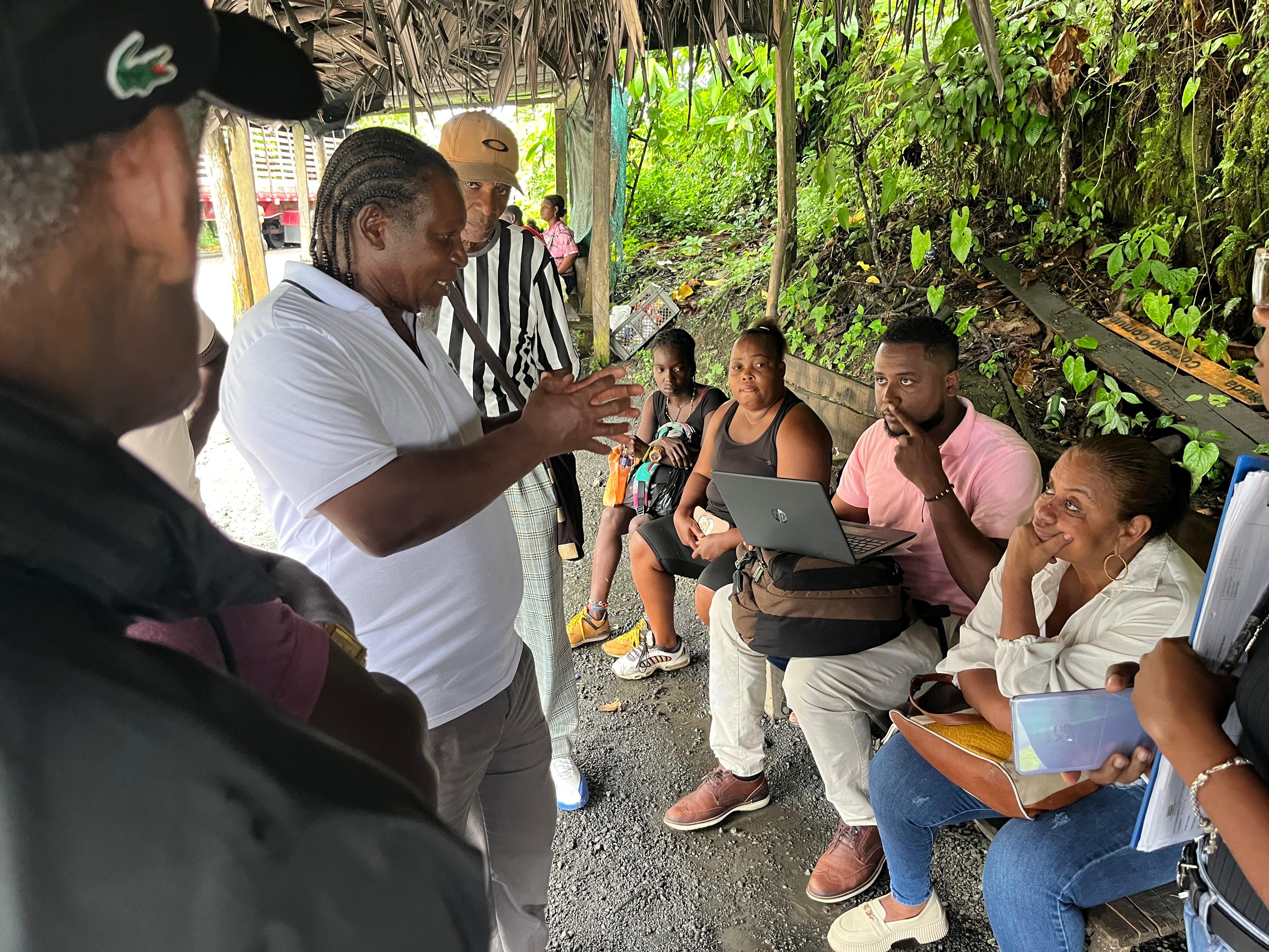 Alcaldía Distrital medió en levantamiento de bloqueo vial que sostenía la comunidad de Anchicayá