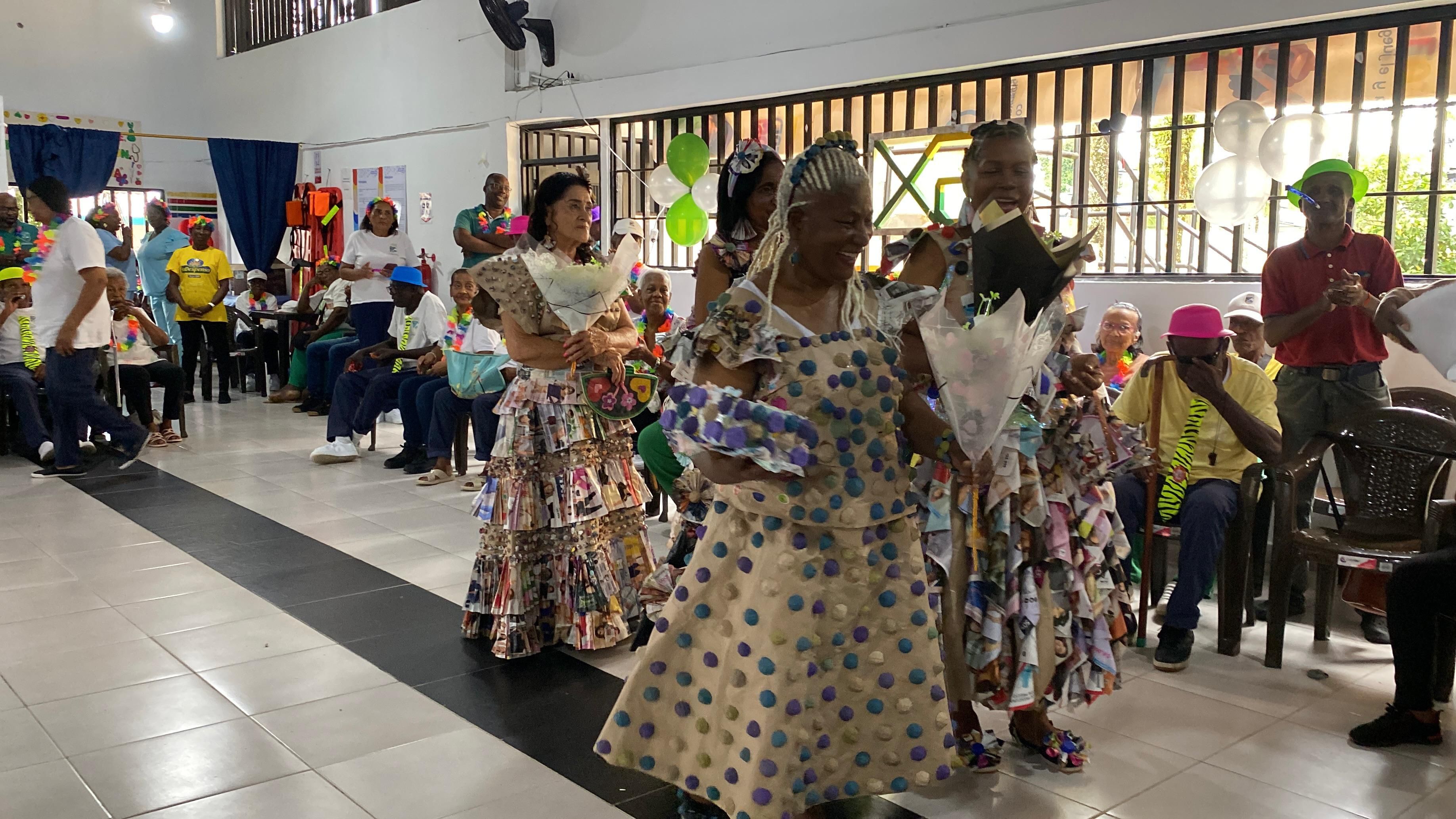 El Centro Vida de Buenaventura eligió a su Reina: Dorian Hurtado, de 65 años, se alzó con el título