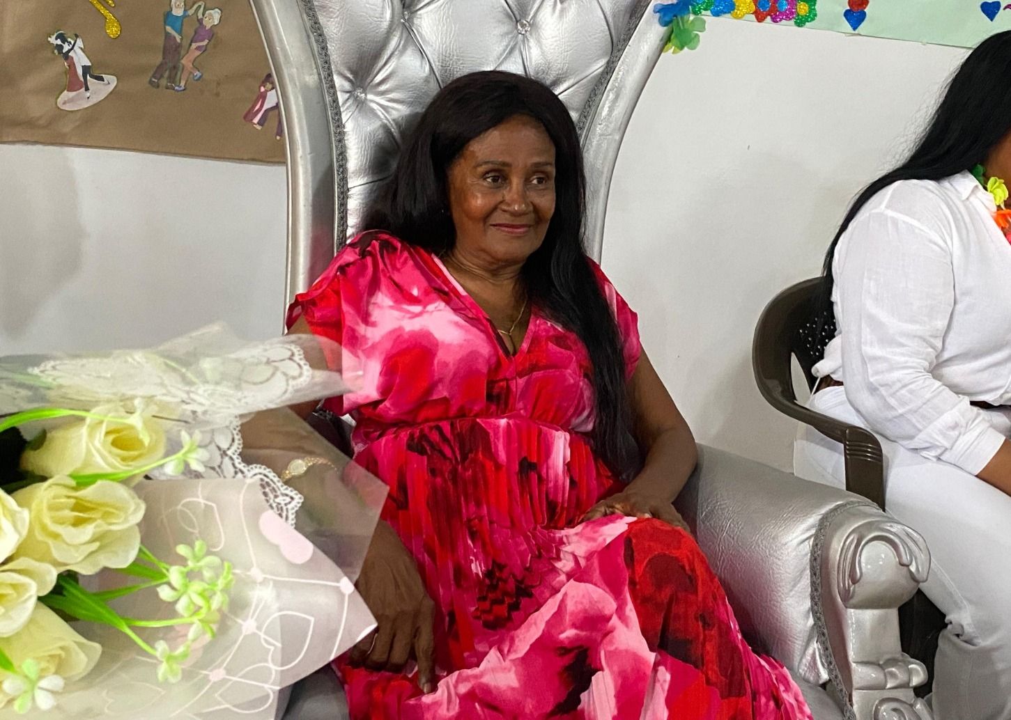 El Centro Vida de Buenaventura eligió a su Reina: Dorian Hurtado, de 65 años, se alzó con el título