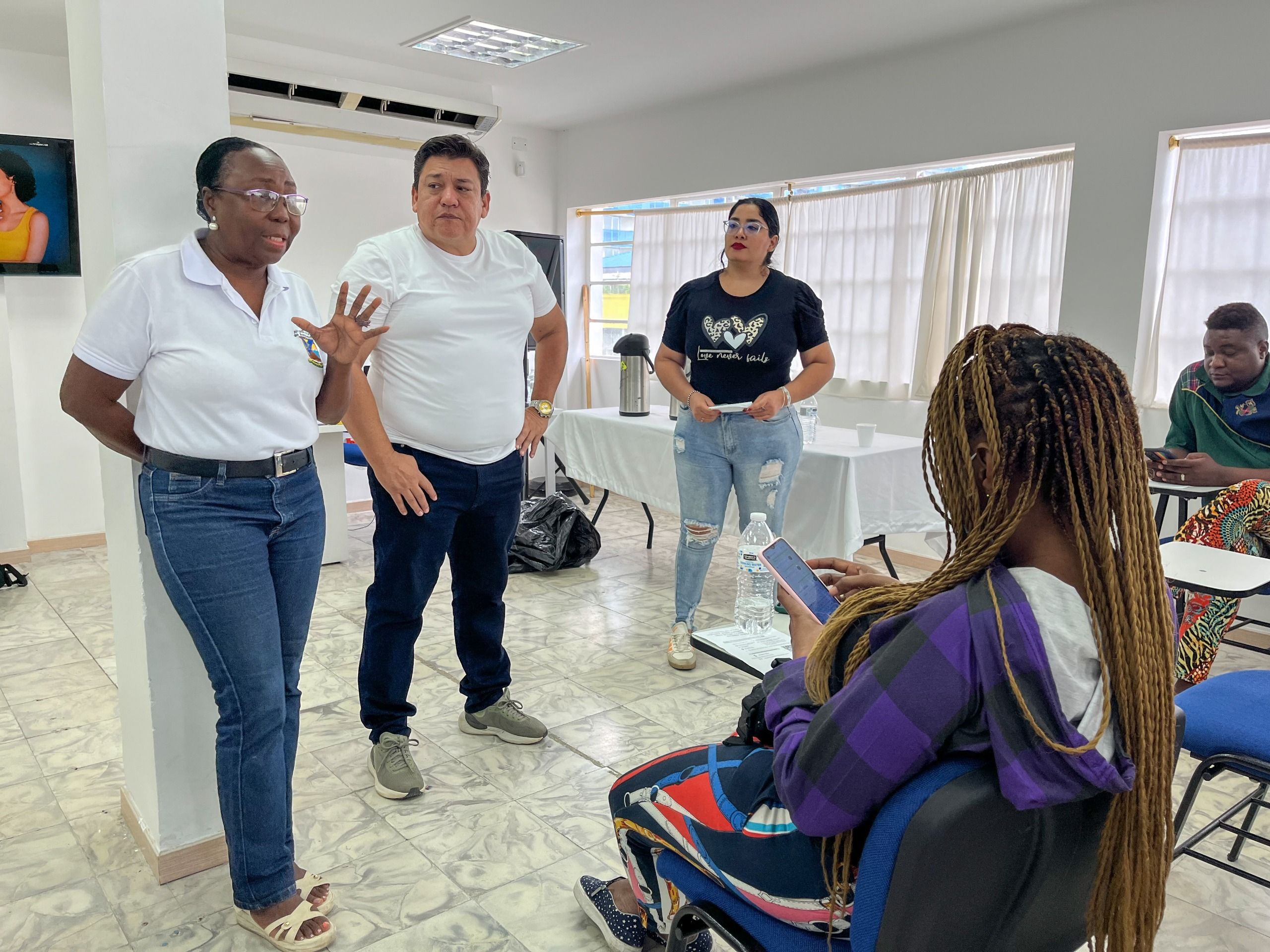 Emprendiendo Dignidad, nueva convocatoria para fortalecer negocios LGTBIQ+