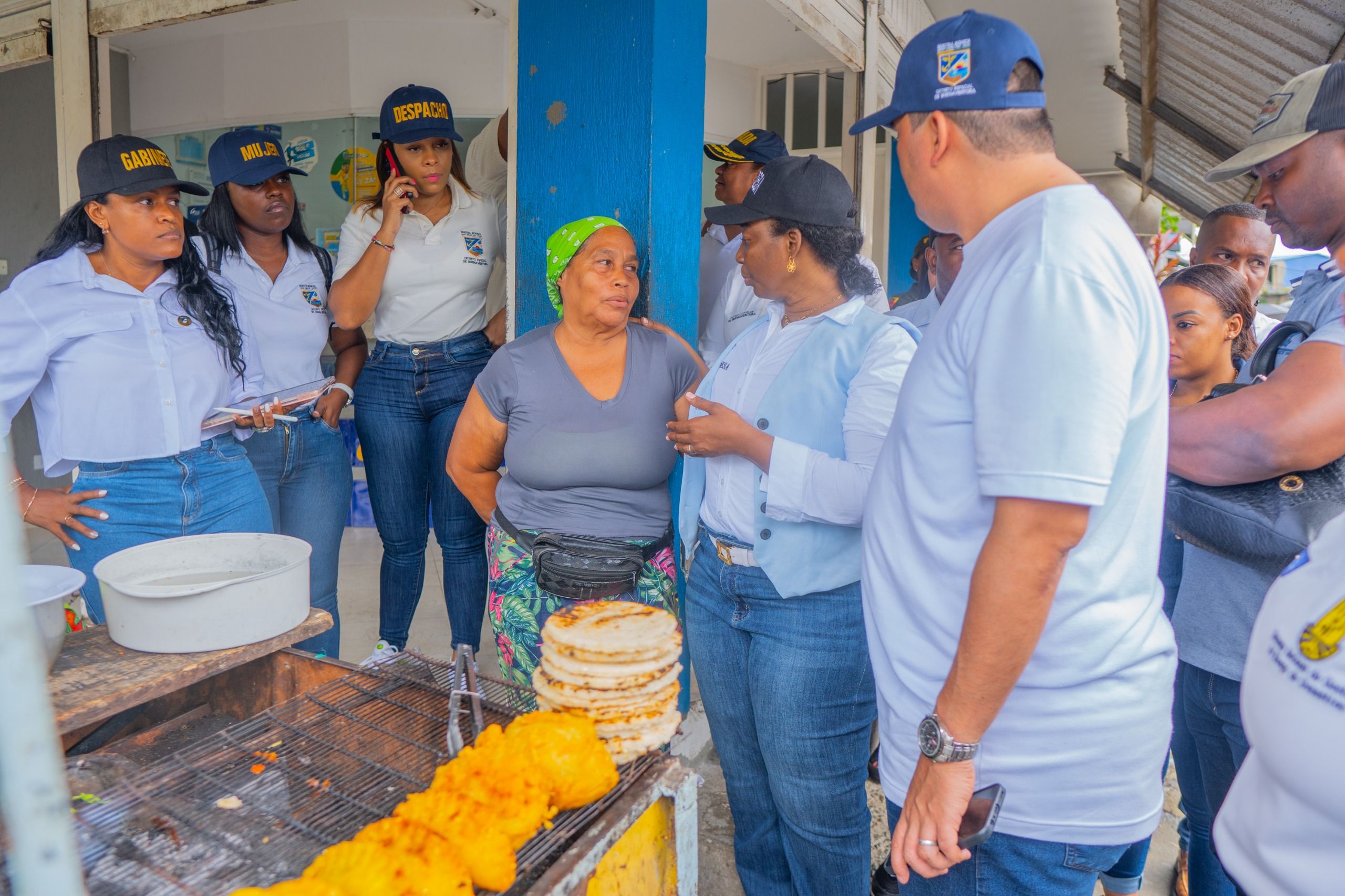 Moradores de la comuna 2 expusieron las problemáticas de sus barrios en una nueva jornada de Gobierno en la Calle