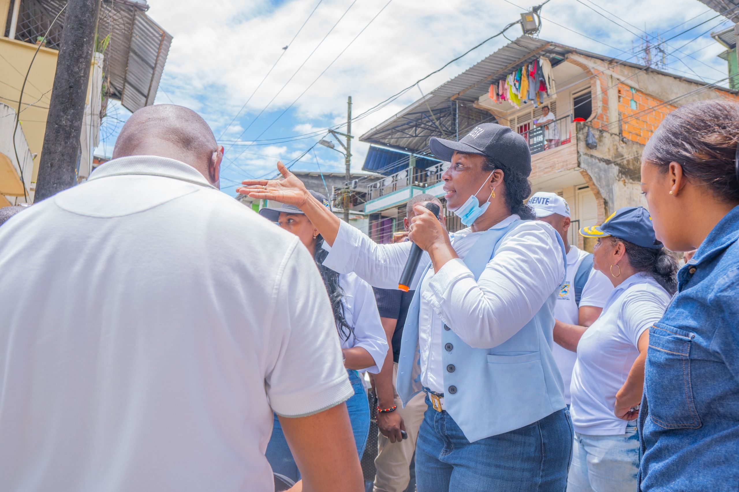 Moradores de la comuna 2 expusieron las problemáticas de sus barrios en una nueva jornada de Gobierno en la Calle