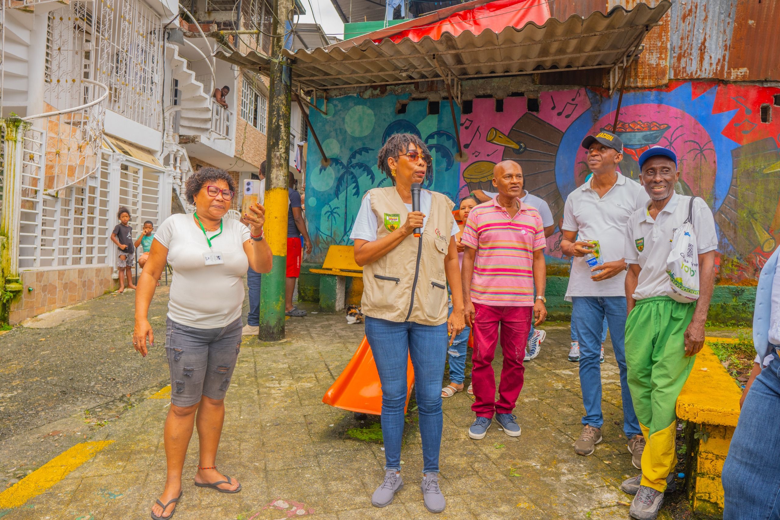 Moradores de la comuna 2 expusieron las problemáticas de sus barrios en una nueva jornada de Gobierno en la Calle