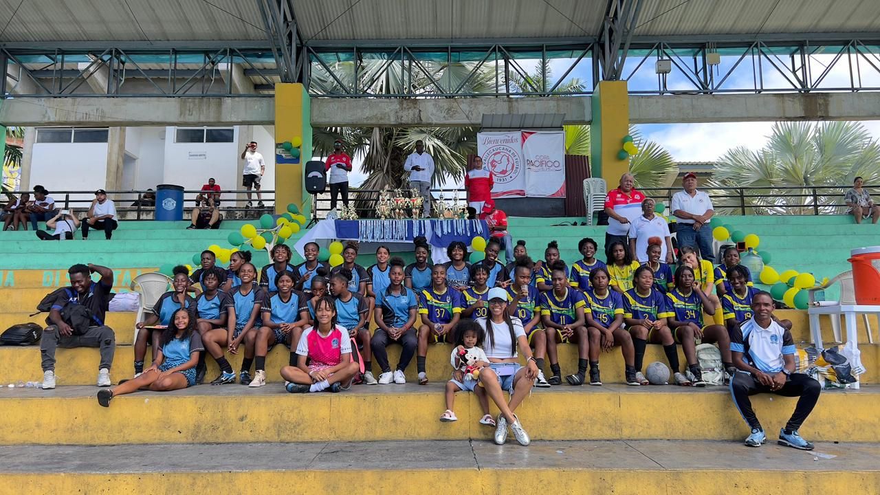 Festivales de natación, voleibol y fútbol enmarcaron la agenda deportiva durante el fin de semana en el Distrito