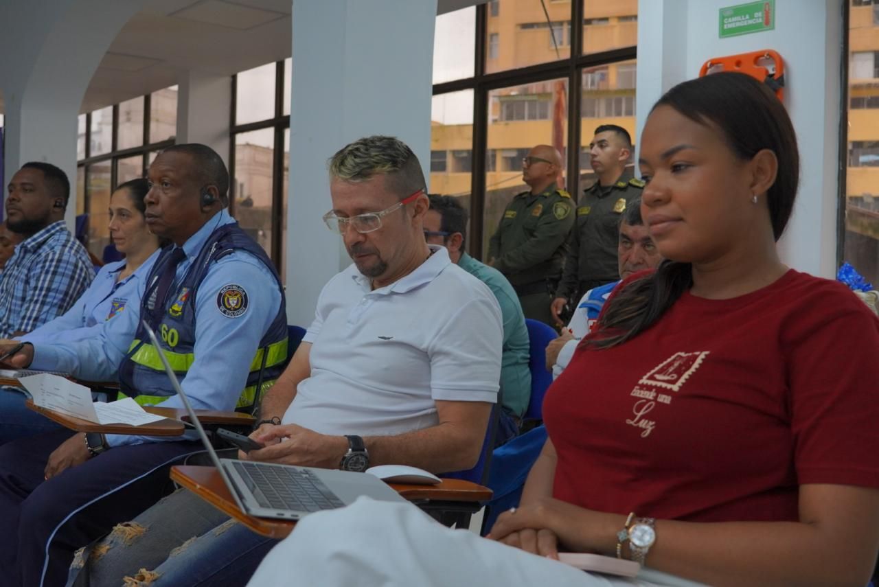 Buenaventura activa su Puesto de Mando Unificado para una Navidad 2025 en paz y con alegr&iacute;a