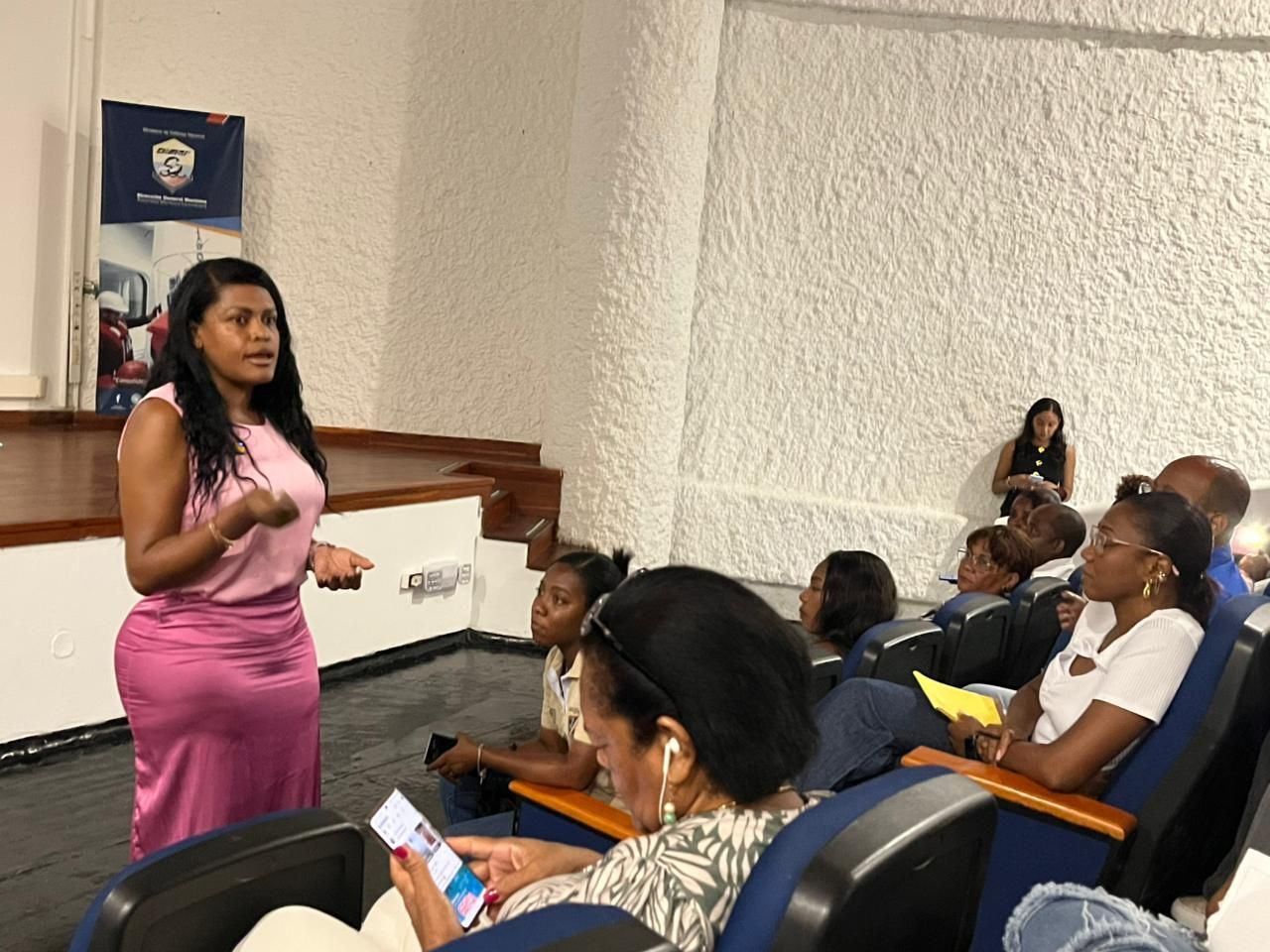 Funcionarios de Buenaventura se capacitan en plataforma SISNET para optimizar la gesti&oacute;n p&uacute;blica