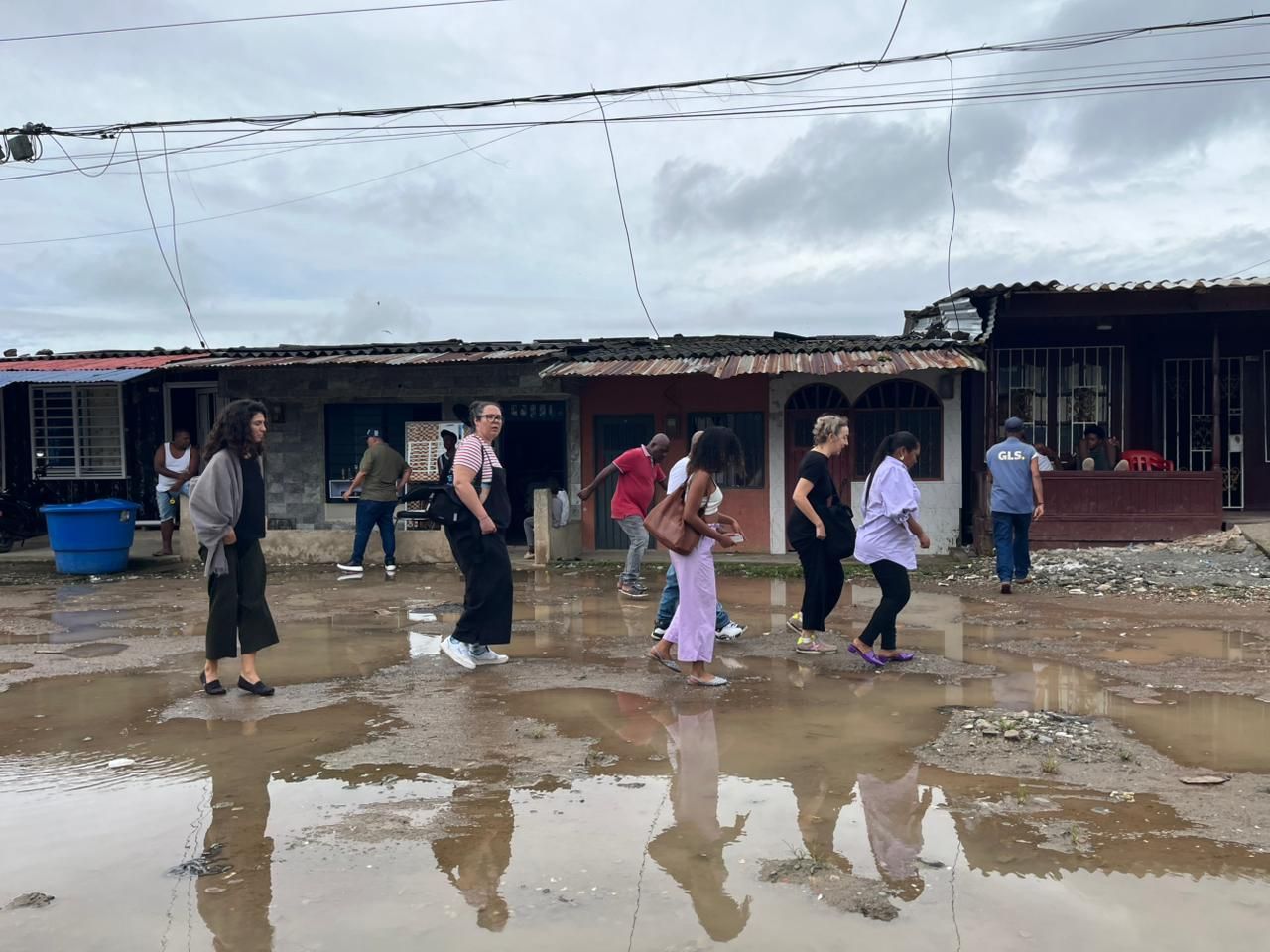 Delegaci&oacute;n de la Diputaci&oacute;n de Barcelona visit&oacute; Buenaventura para fortalecer proyectos sociales y de paz