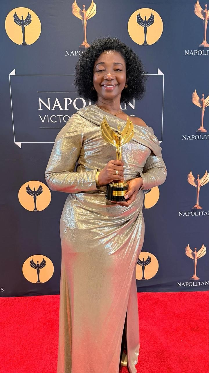 Alcaldesa de Buenaventura recibe el Premio Global Democracy Awards en Estados Unidos