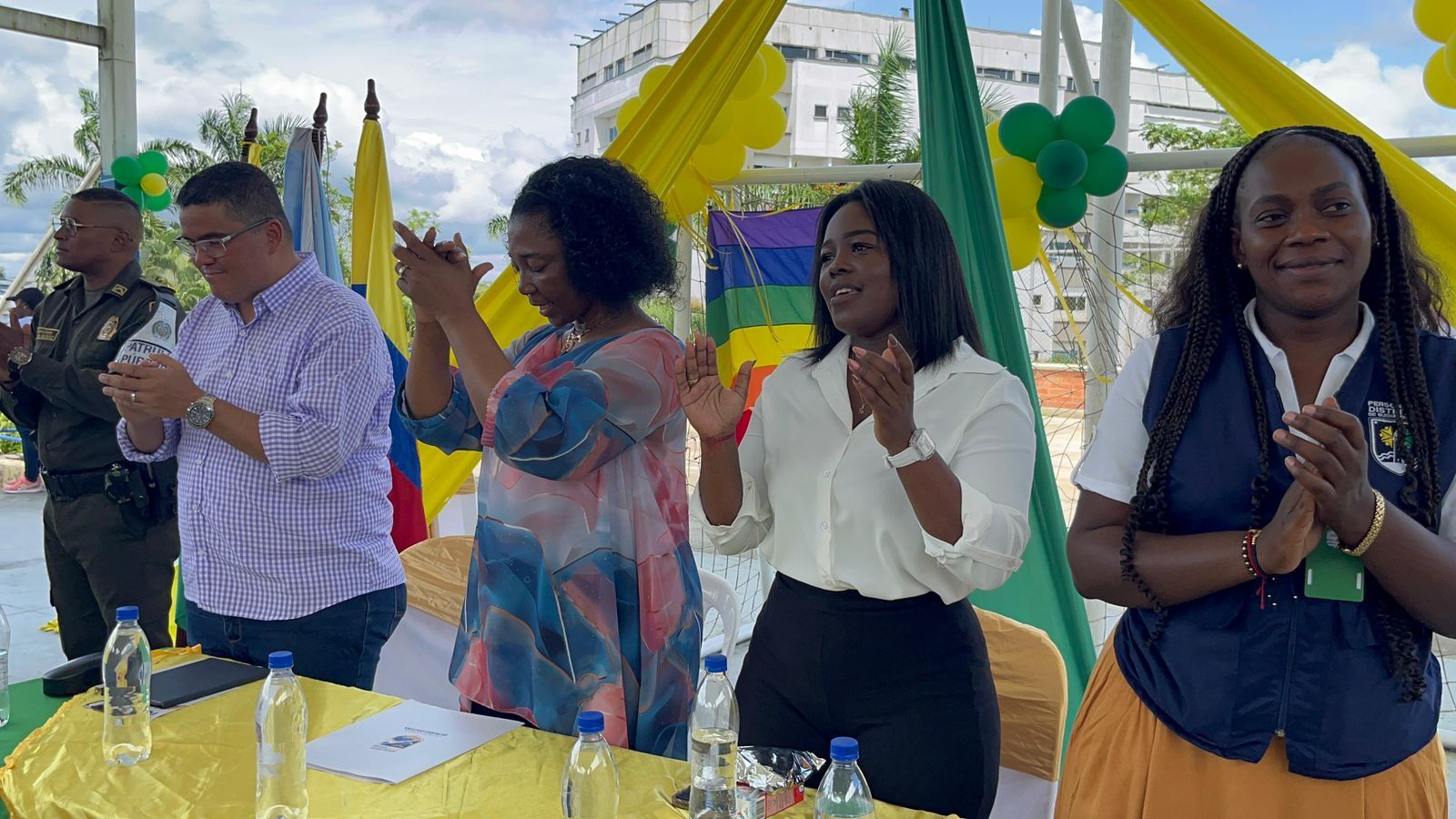 Alcaldía Distrital de Buenaventura impulsa 75 emprendimientos de mujeres y población LGTBIQ+