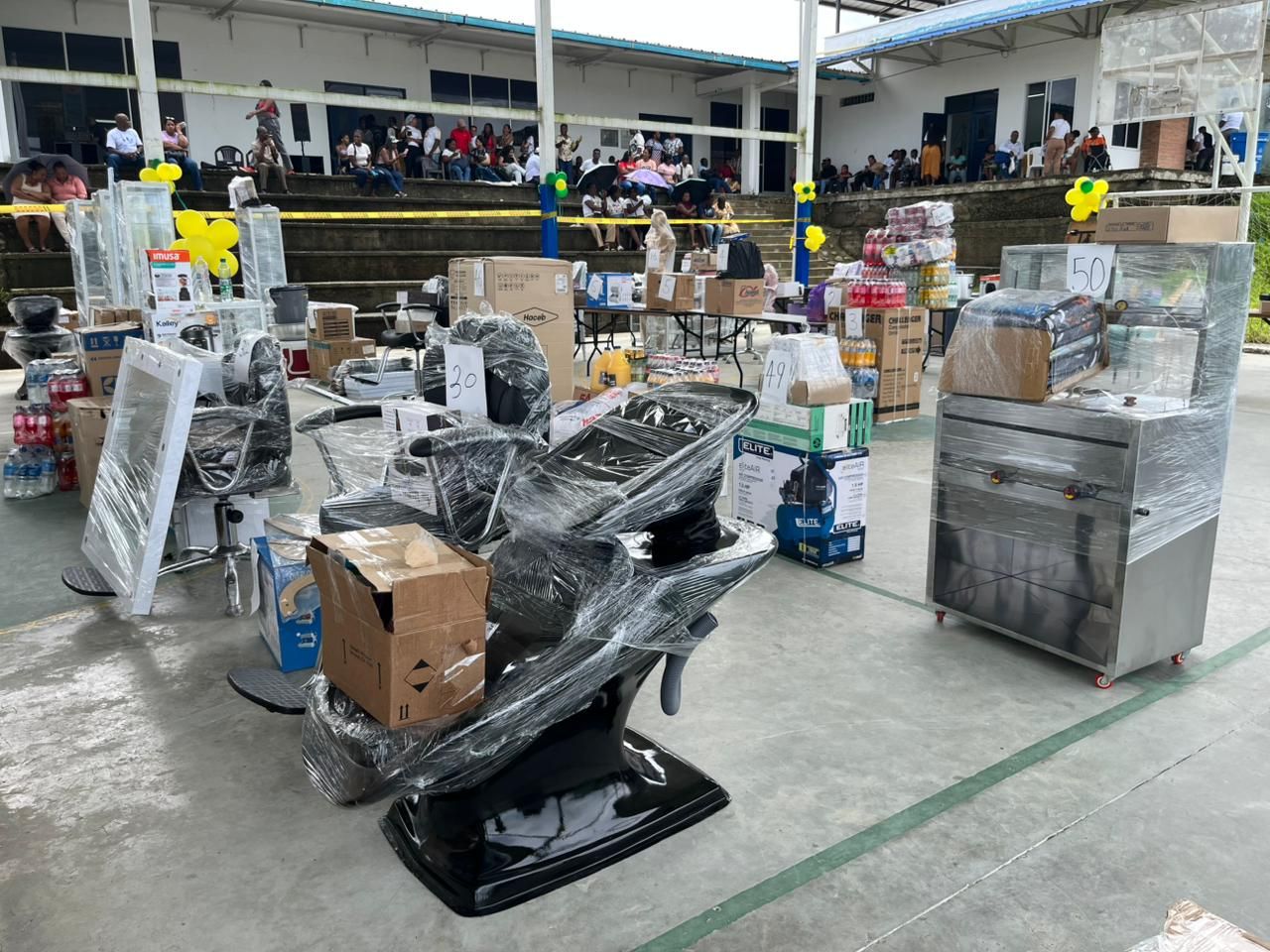 Alcaldía Distrital de Buenaventura impulsa 75 emprendimientos de mujeres y población LGTBIQ+