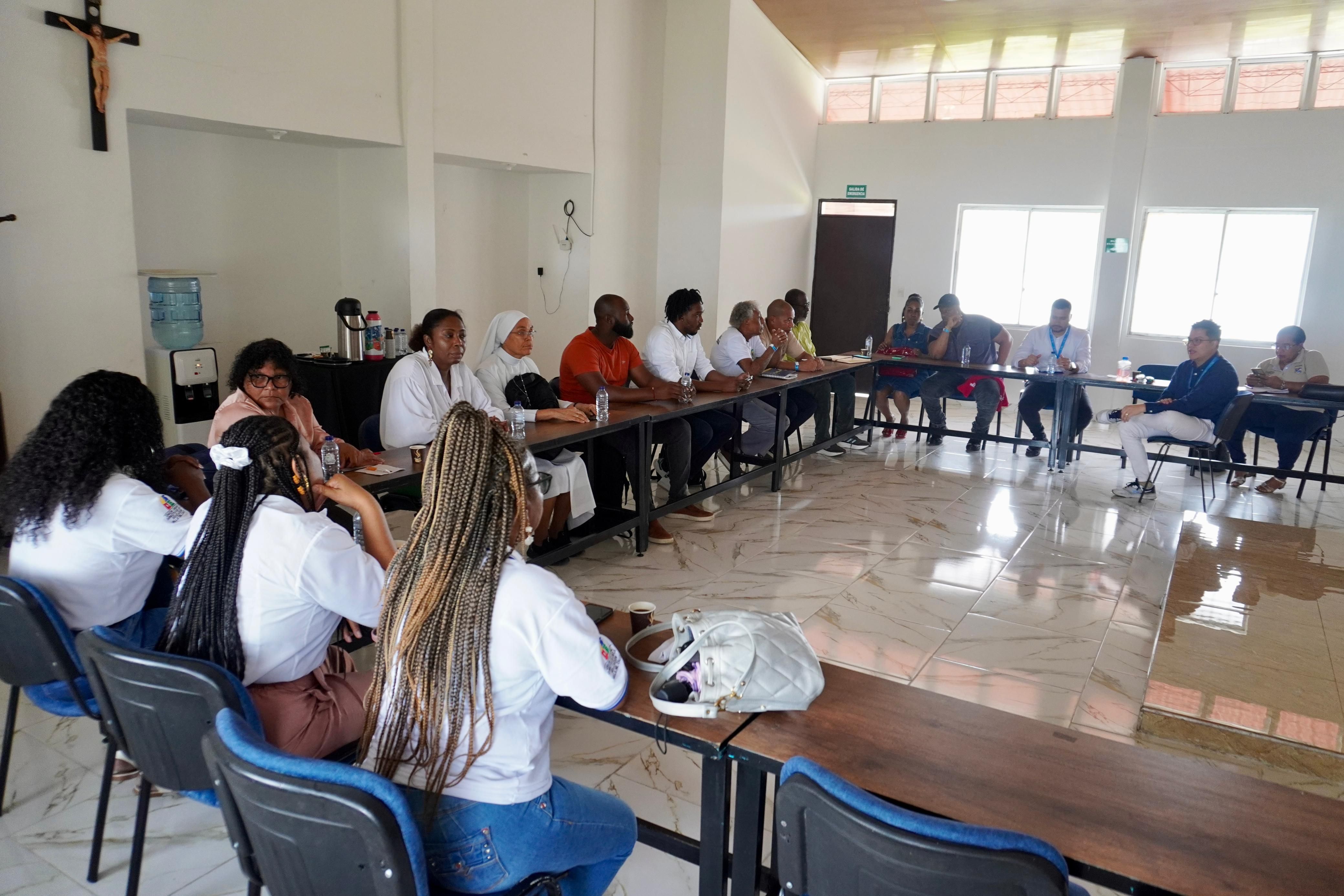 En Buenaventura Ministerio de las TIC presentó a estudiantes de diferentes niveles educativos el proyecto Social Tech