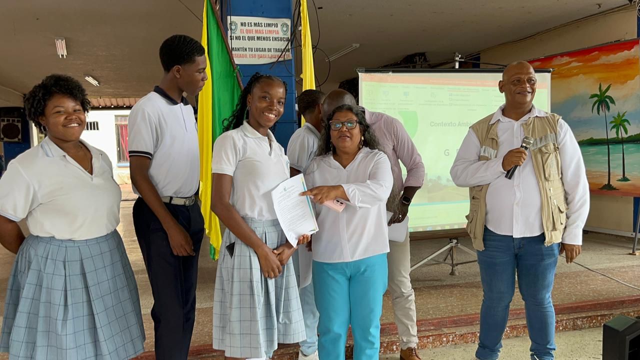 Secretaría de Etnoeducación realizó foro con la participación de colegios públicos del Distrito