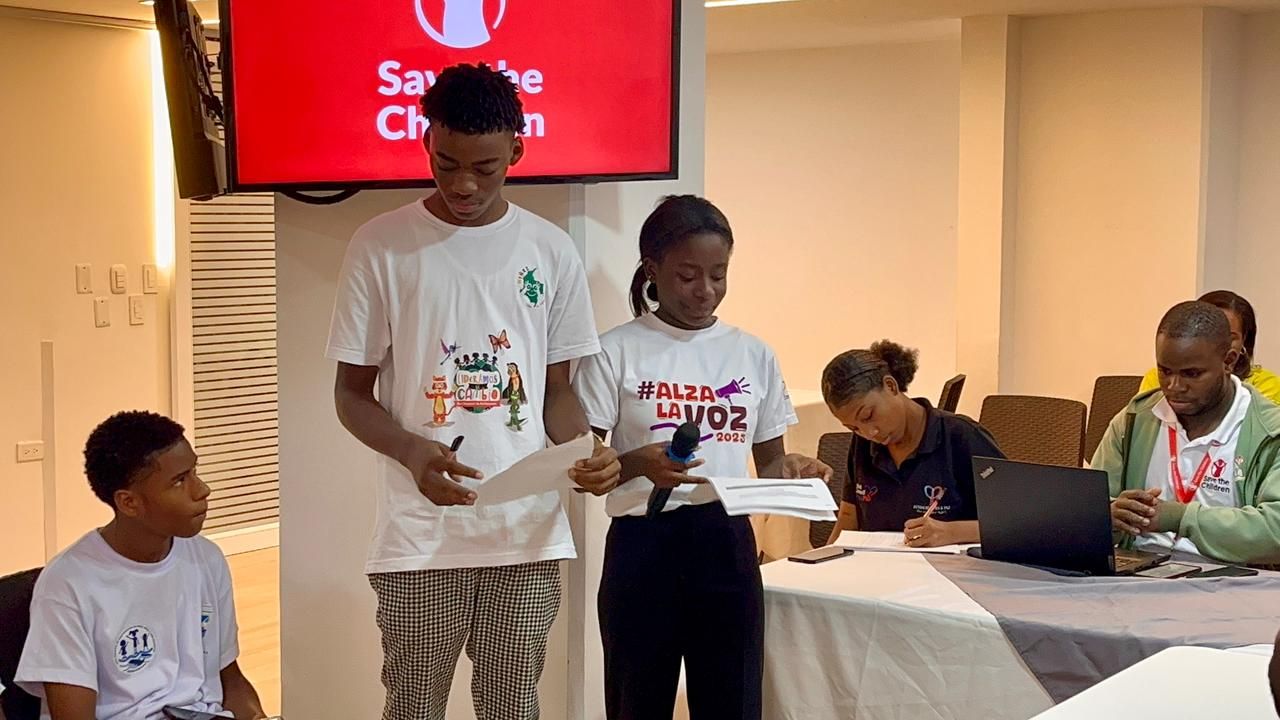 Ni&ntilde;ez de Buenaventura lidera di&aacute;logo hist&oacute;rico con autoridades para exigir avances en sus derechos