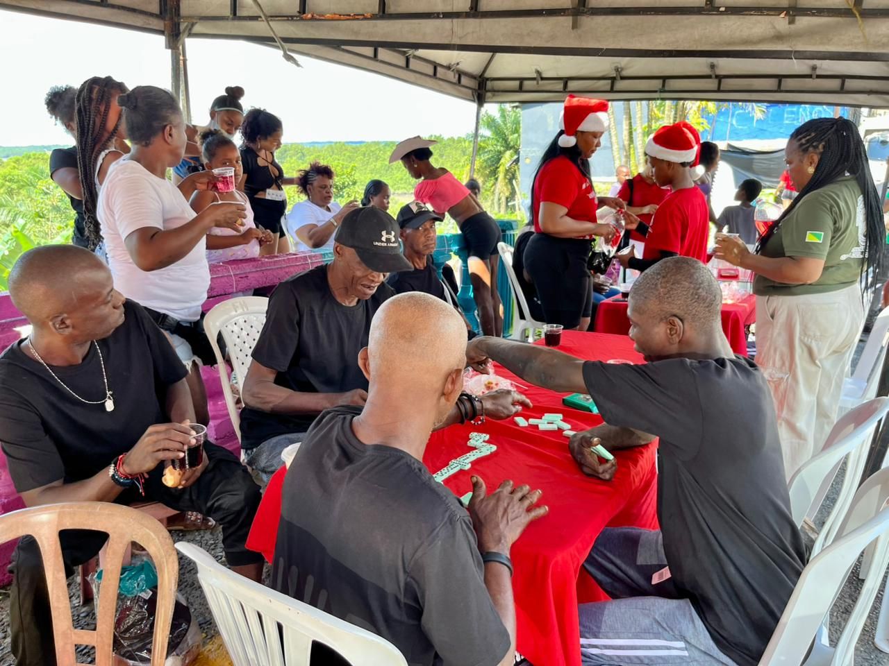 Alcald&iacute;a Distrital de Buenaventura conmemor&oacute; el D&iacute;a del Habitante de Calle con jornada de atenci&oacute;n integral y encendido del alumbrado navide&ntilde;o
