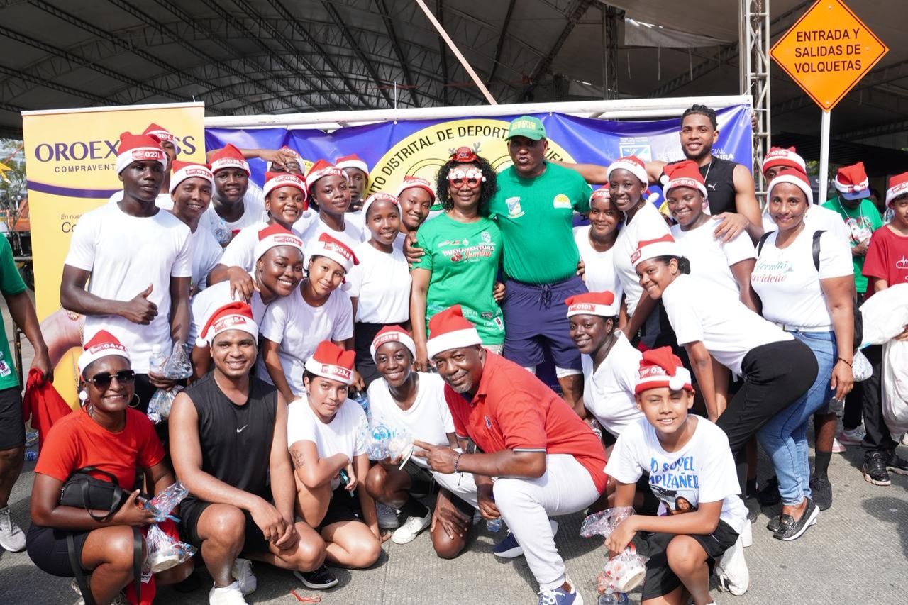 Buenaventura vivi&oacute; la Carrera Navide&ntilde;a Ruta Tura 3K en uni&oacute;n familiar