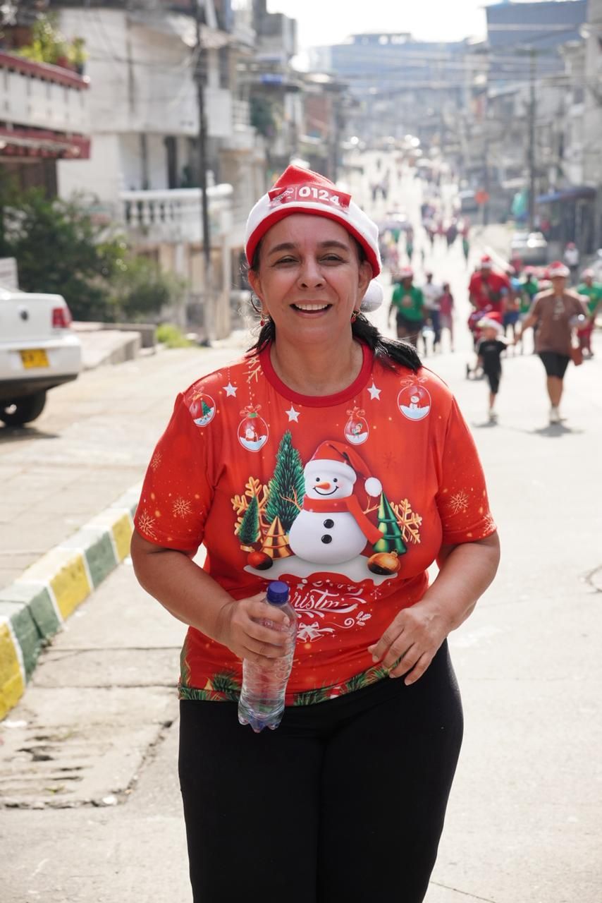 Buenaventura vivi&oacute; la Carrera Navide&ntilde;a Ruta Tura 3K en uni&oacute;n familiar