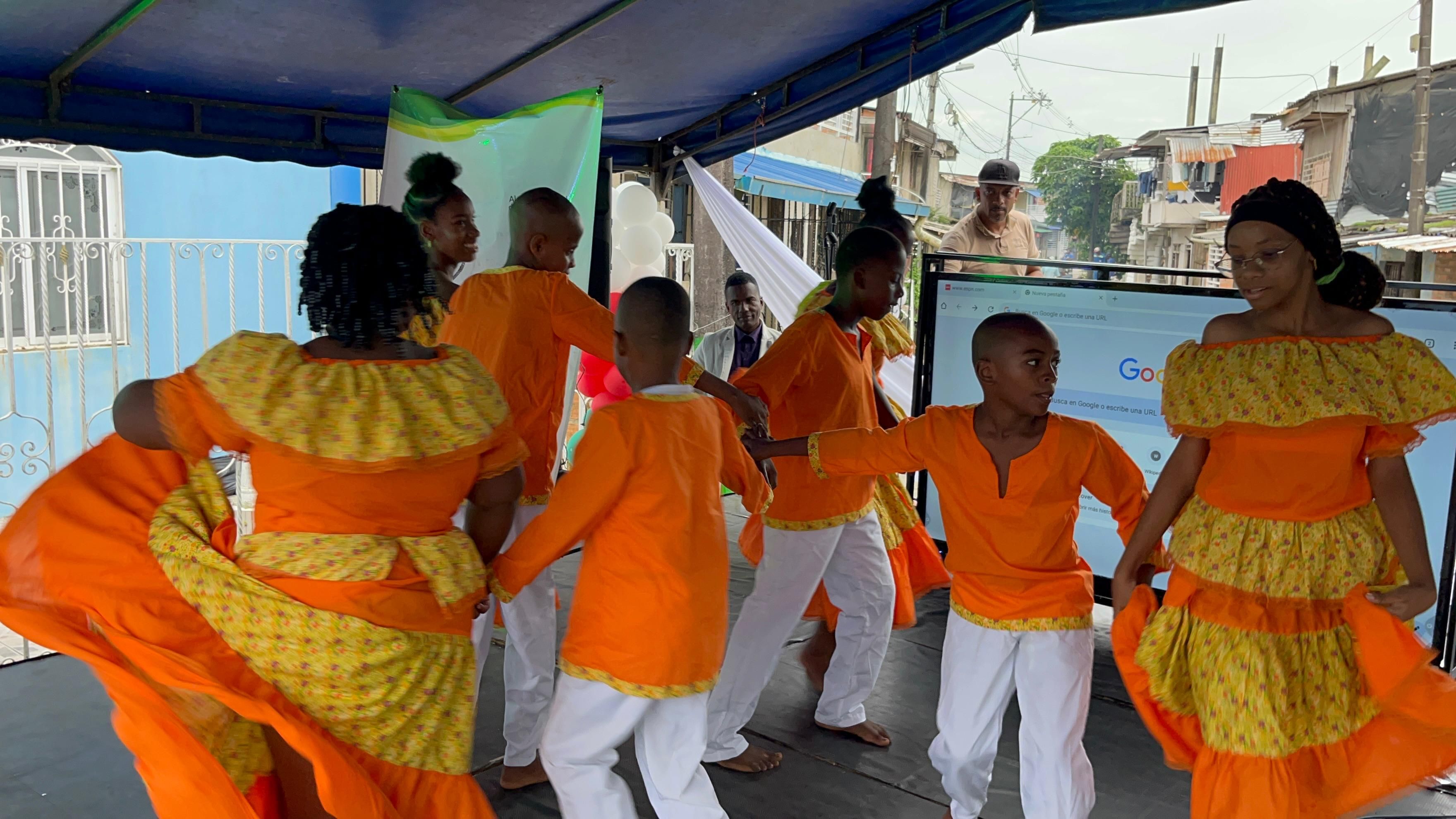 Paloseco vivi&oacute; un fin de semana lleno de m&uacute;sica, baile y folclor con la Retreta y Concierto por la Paz