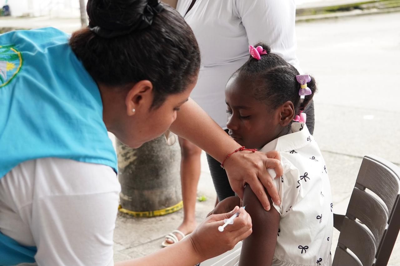 Jornada Nacional de Vacunaci&oacute;n en Buenaventura registr&oacute; balance positivo