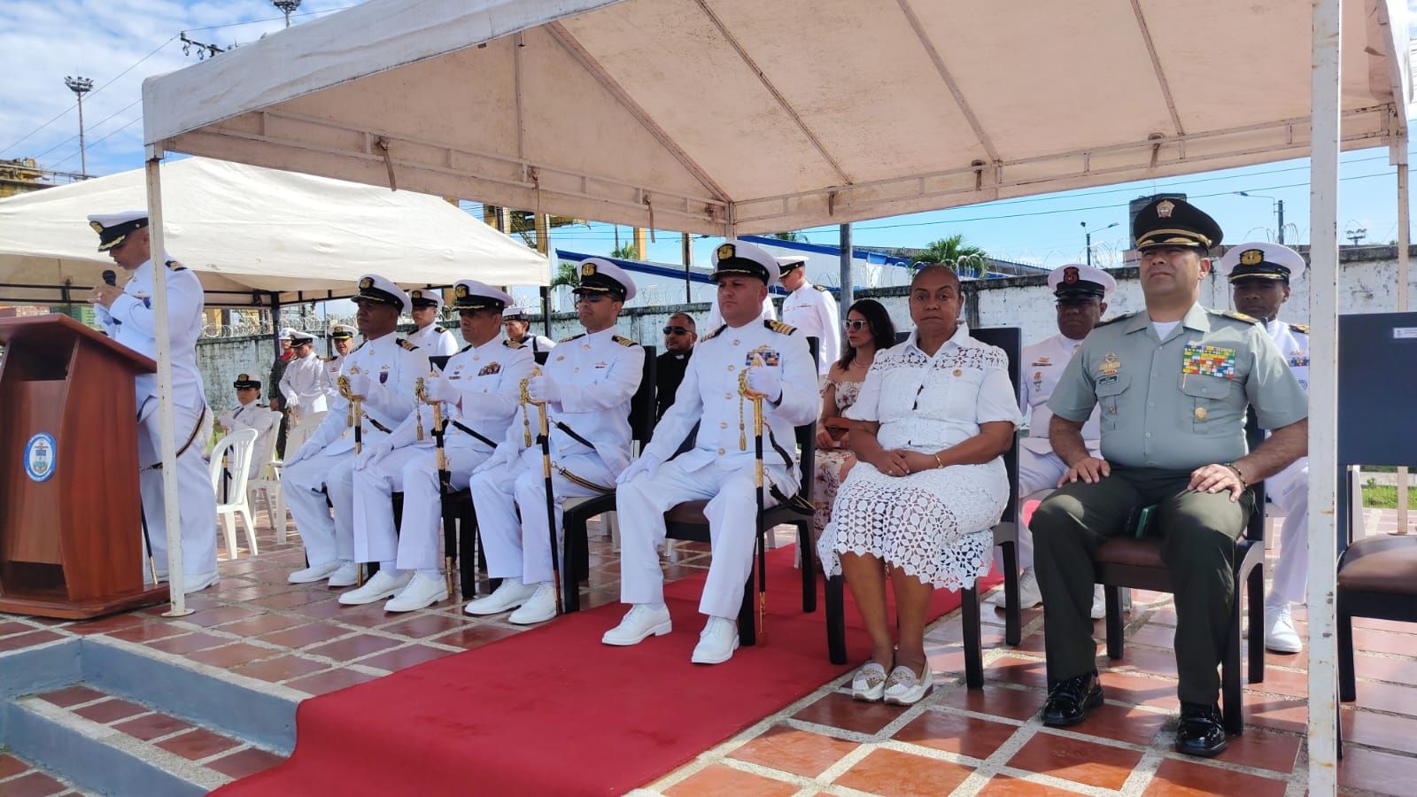 Alcald&iacute;a Distrital destac&oacute; labor del comandante saliente del Batall&oacute;n de Infanter&iacute;a de Marina No. 24 y dio la bienvenida al entrante