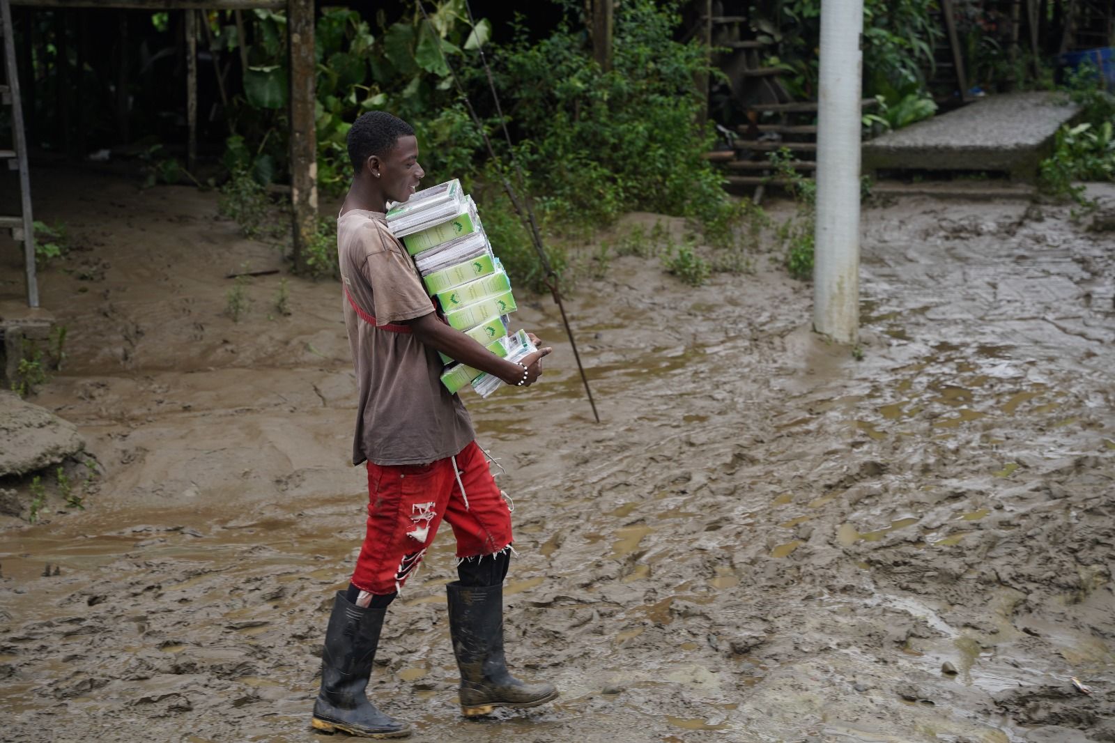 Alcald&iacute;a de Buenaventura lleg&oacute; al r&iacute;o Cajambre con atenci&oacute;n inmediata y ayudas humanitarias