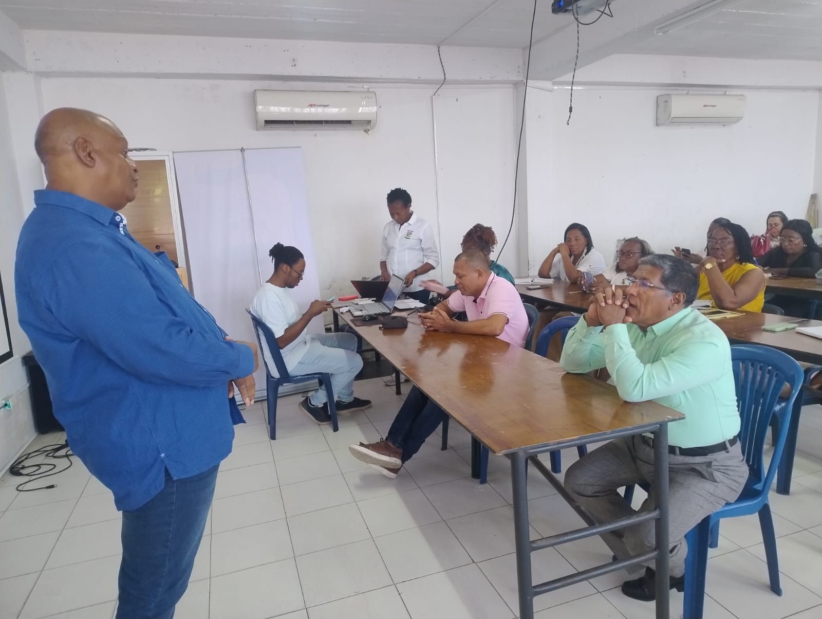 Secretar&iacute;a de Etnoeducaci&oacute;n trabaja en planeaci&oacute;n del a&ntilde;o lectivo con rectores de planteles urbanos y rurales del Distrito