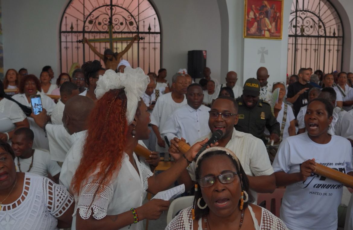 Buenaventura conmemor&oacute; con misa intercultural el legado de Monse&ntilde;or Gerardo Valencia Cano