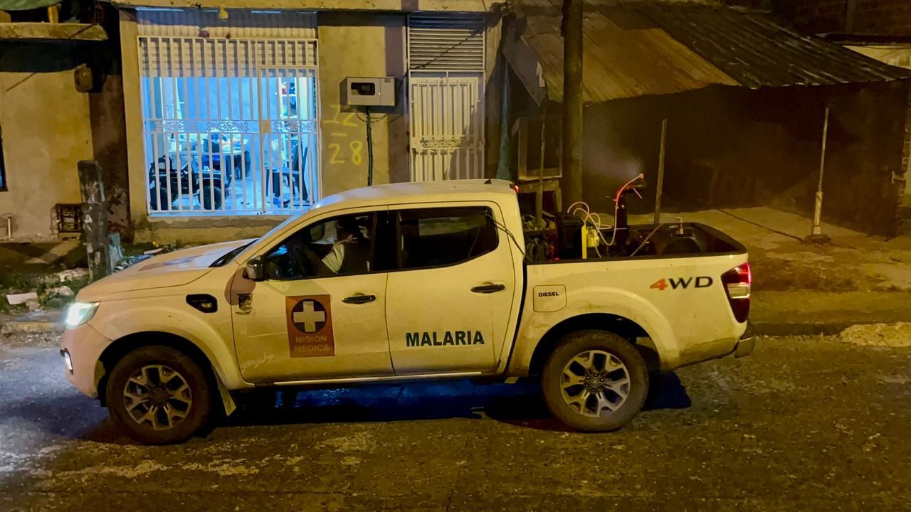 Distrito despliega fumigaci&oacute;n en Comuna 1 para frenar el dengue, respuesta a petici&oacute;n ciudadana