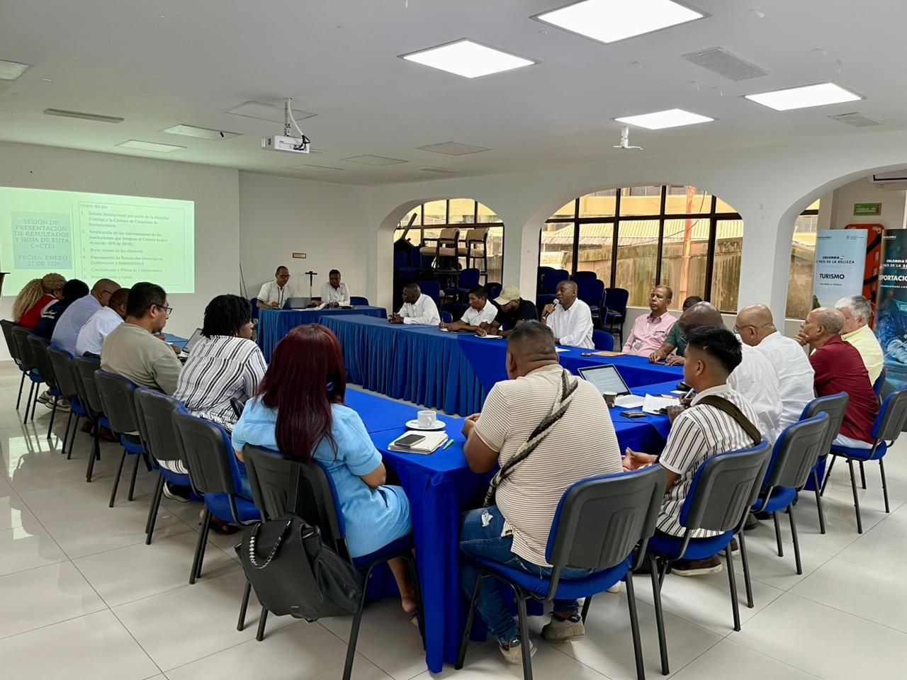 Buenaventura fortalece su ruta de ciencia, tecnolog&iacute;a e innovaci&oacute;n: Presentan resultados clave para el desarrollo integral del Distrito